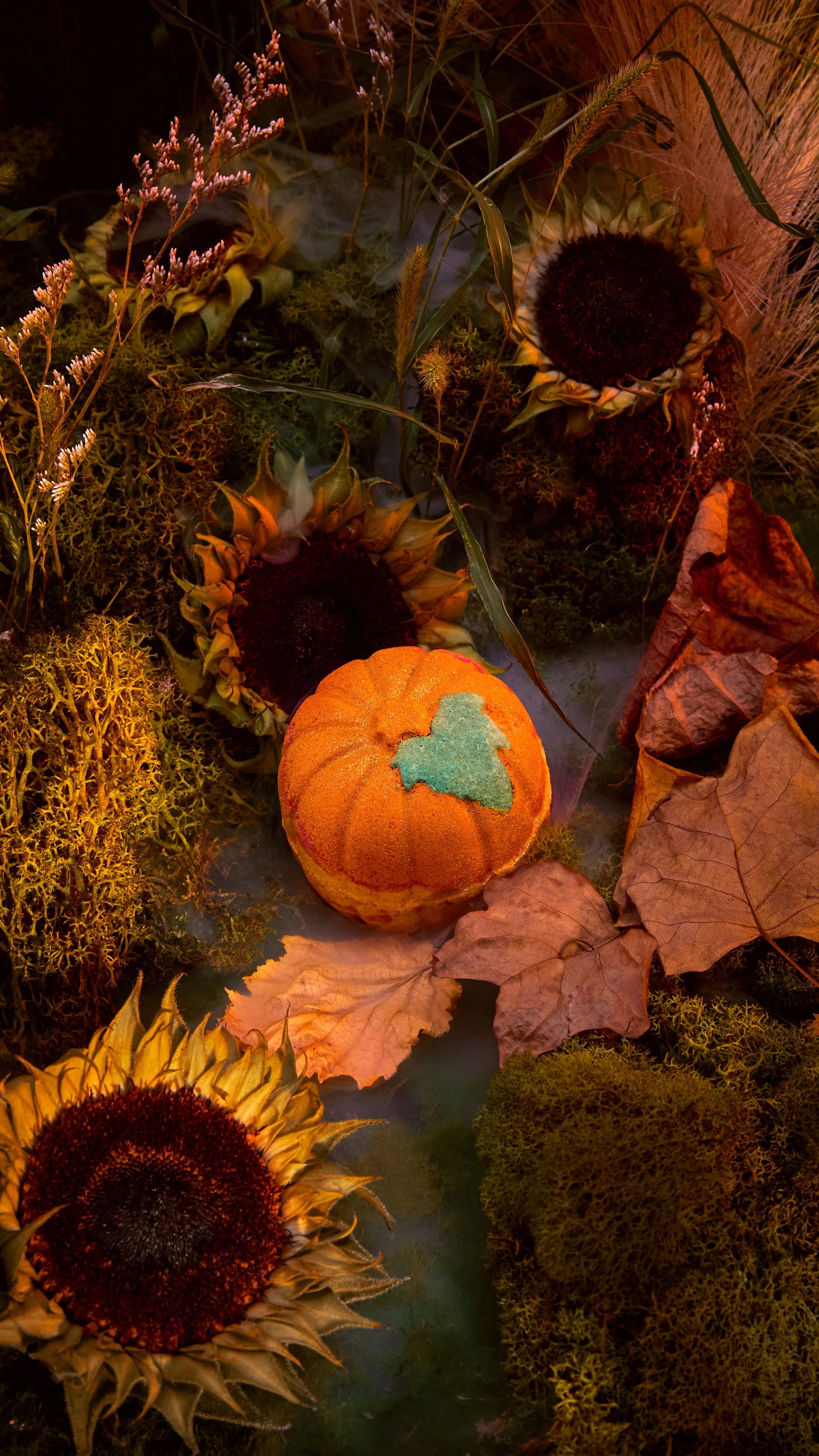 Cozy-Season-2026-Sparkly-Pumpkin-Bath-Bomb-3-portrait.jpg