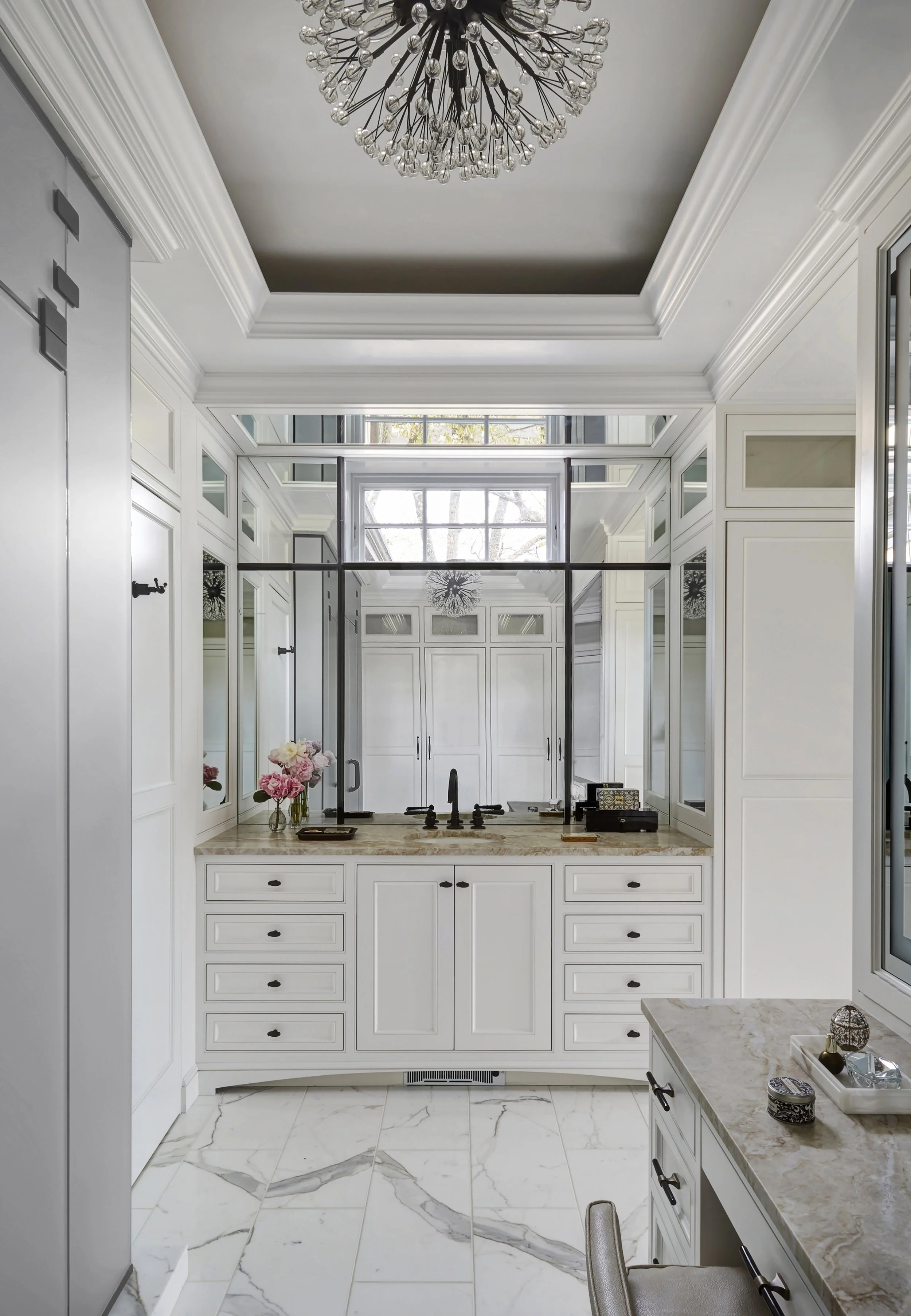 22_Michael Kaskel_Master Bath_photo_1096 fisher.jpg