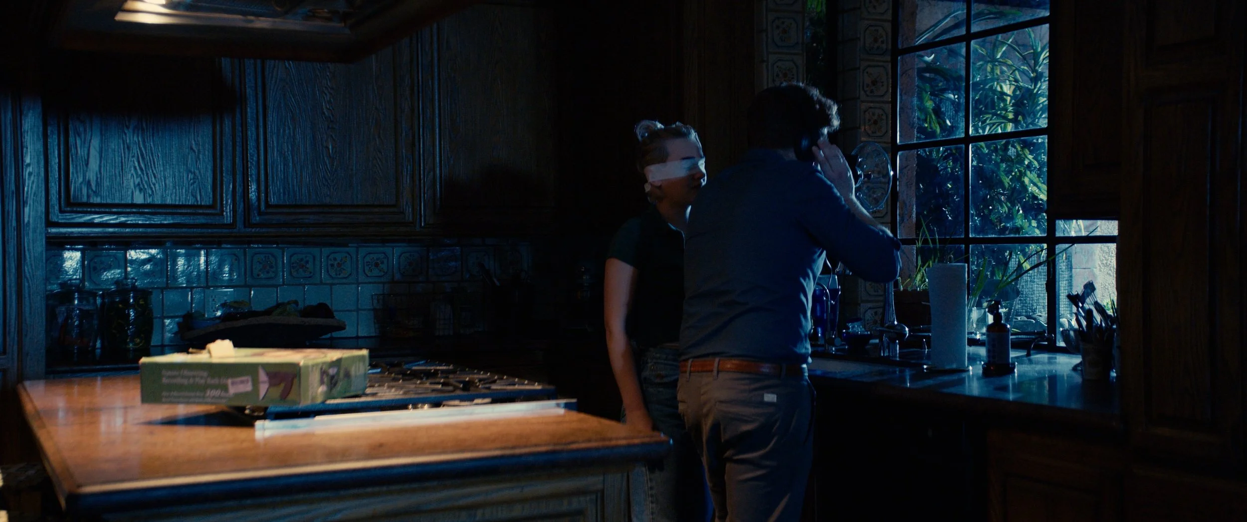 Dead Air - still 4.JPG