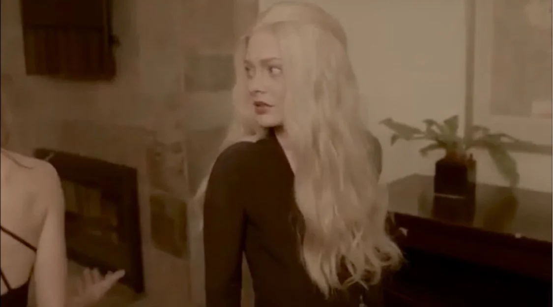 Porphyria's Fanatic 01.jpg