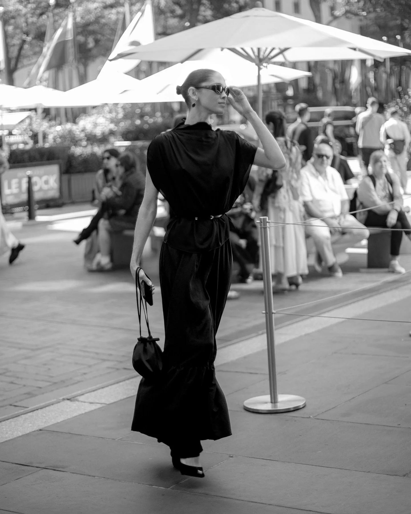 @gizawiza x @twpclothing 📸 @stomping.creative
.
.
.
.
.
.
.
.
.
#streetstyle #gizawiza #twpclothing #fashionweek #nyfw #streetstyleinspo #fashionstyle #canonphoto #canon6dmark2 #bwphoto #blackwhitephotography #blackwhitephoto