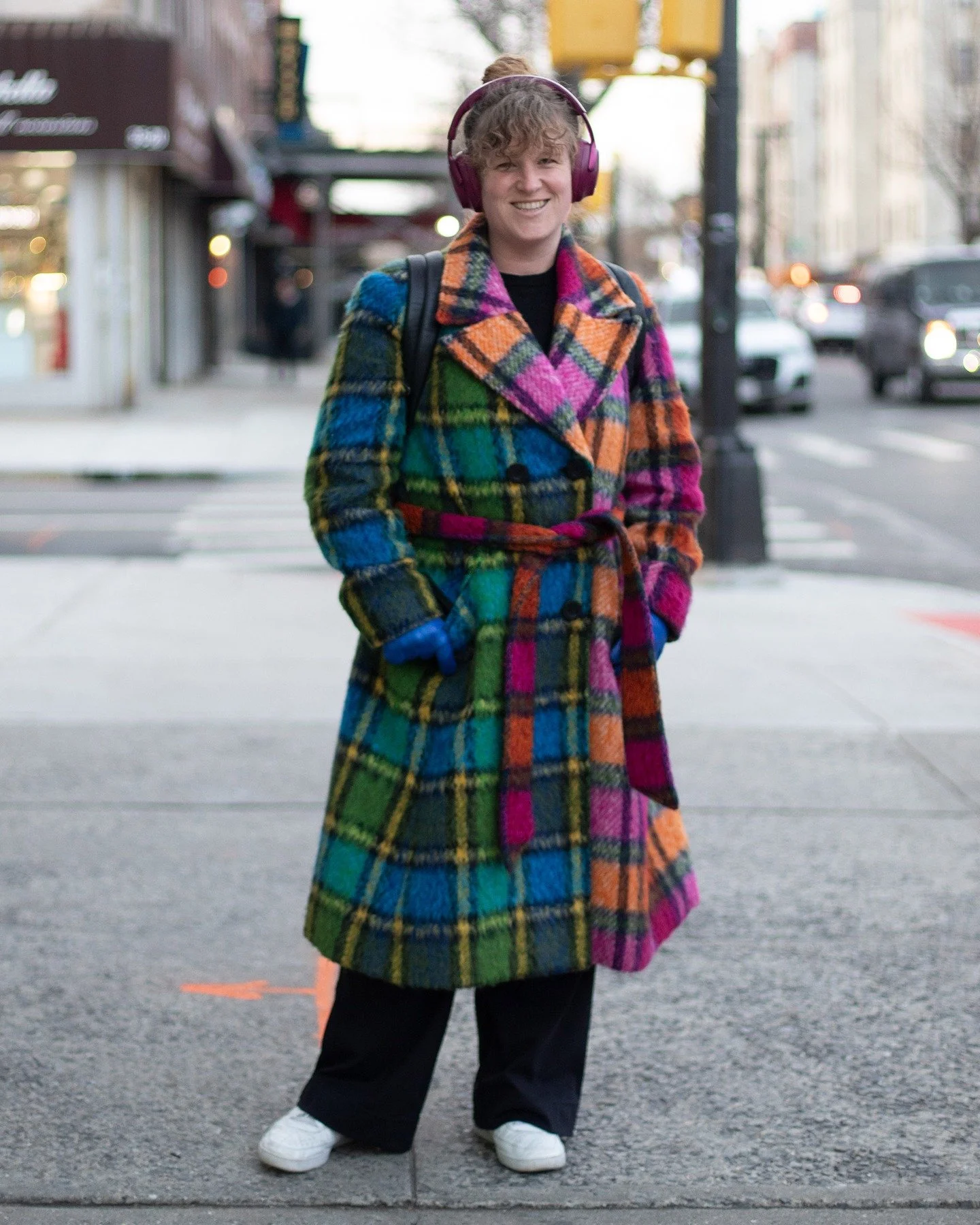 Some street style and indoor fashion shots from the last month and a week. It's crazy that on Oct 1st, it was like 70 degrees. Yesterday, it was about 27 degrees. 📷 @stomping.creative
.
.
.
.
.
.
.
.
#streetstyle #fashioninspo #fashionistastyle #win