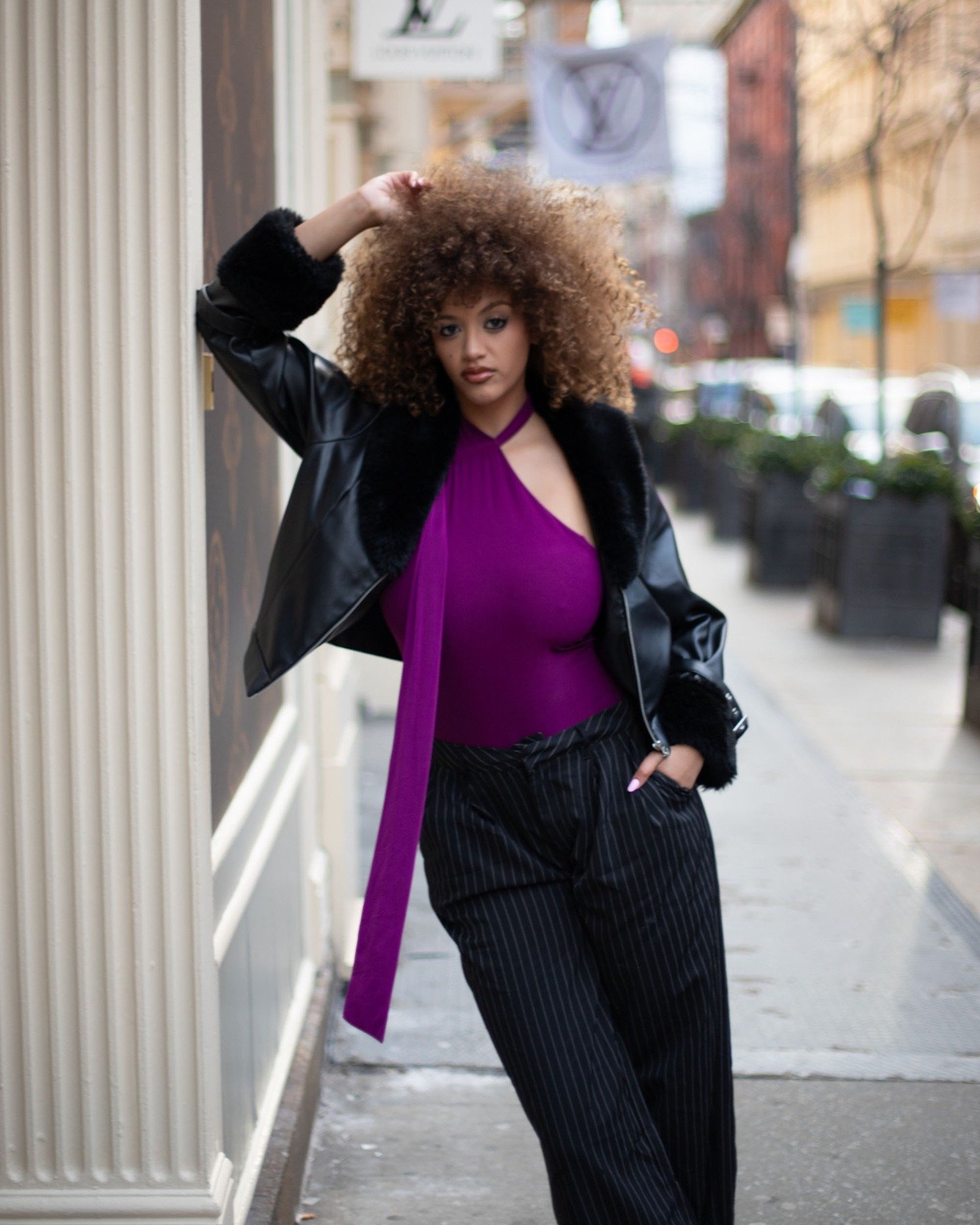 NYC street style. 📷 @stomping.creative