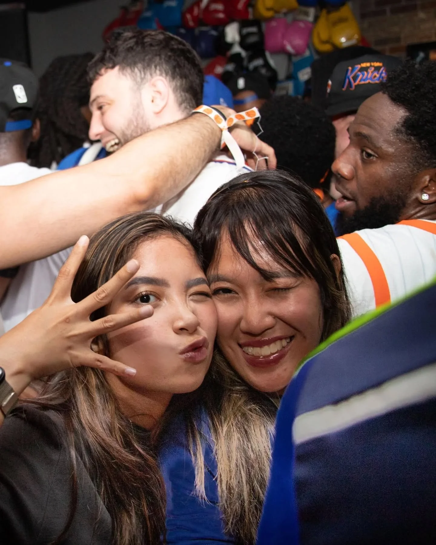 Photos from after the Knicks won game 2 vs the Spurs at Diamante's. I don't mean to turn my feed into a Knicks feed. It's just happening. Totally out of my control. It's like my camera has a mind of it's own. Let's go Knicks!!! @diamantesnewyork

#kn