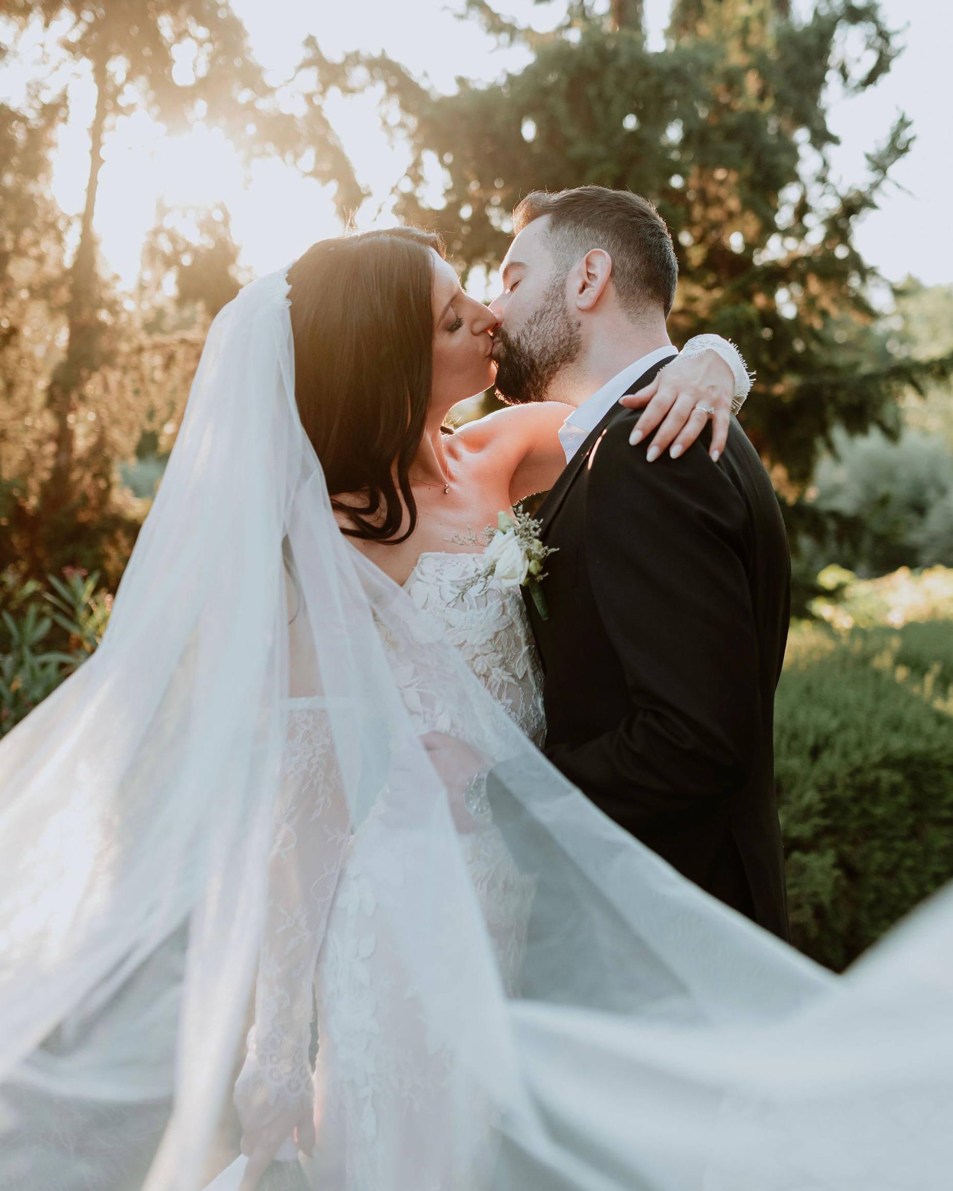 From intimate celebrations to grand receptions, we offer the finest wedding planning services in Greece. Our expert team is experienced in creating both elegant and stylish weddings in Athens, Mykonos, Santorini, and beyond.