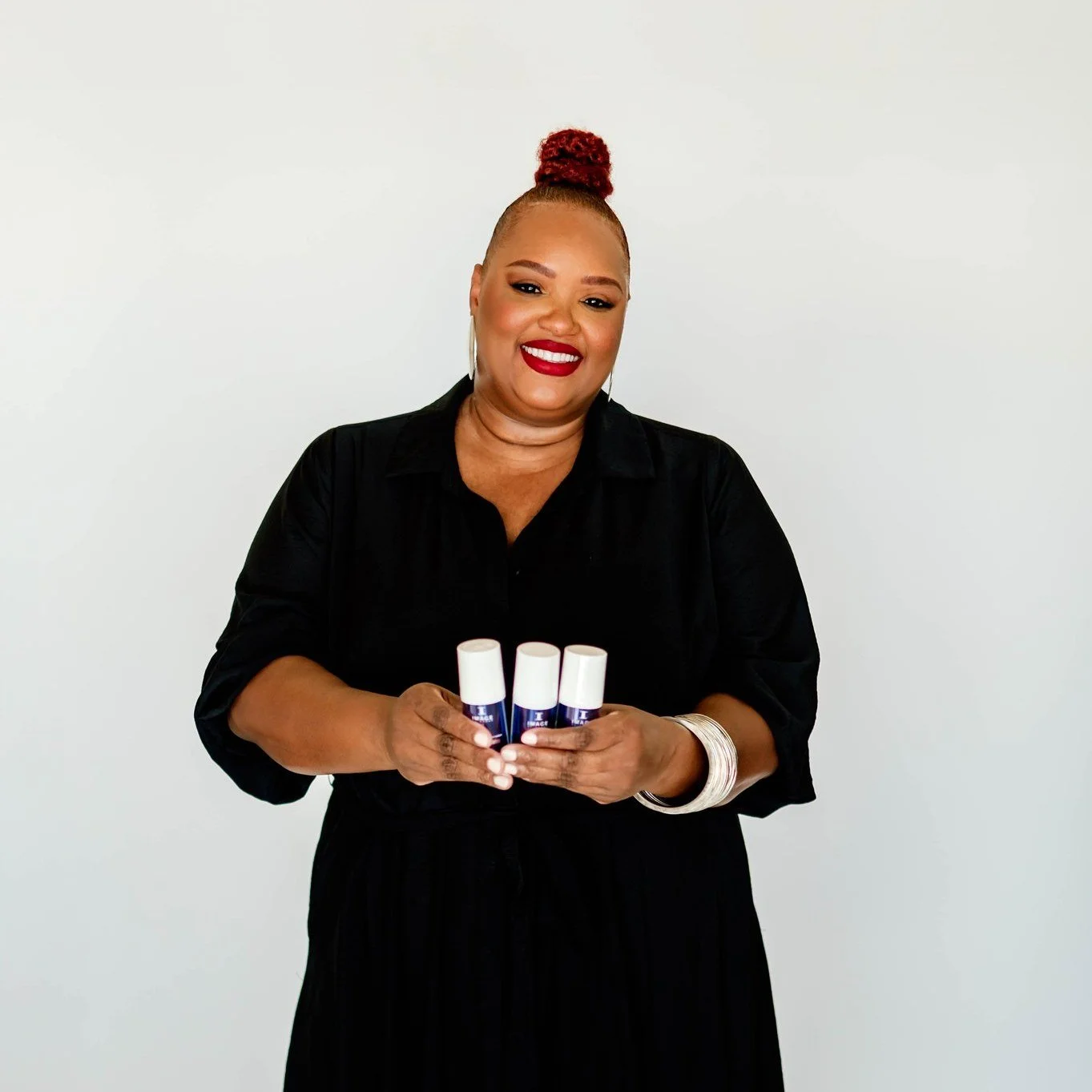 💙 MEET YOUR NEW FAVORITE SALON &amp; SPA 💙

Blue Rose Salon &amp; Spa  is Lampasas' premier destination for beauty, wellness, and self-care!

Full-service salon, infrared sauna, barber services &mdash; everything you need to feel your best. Conveni