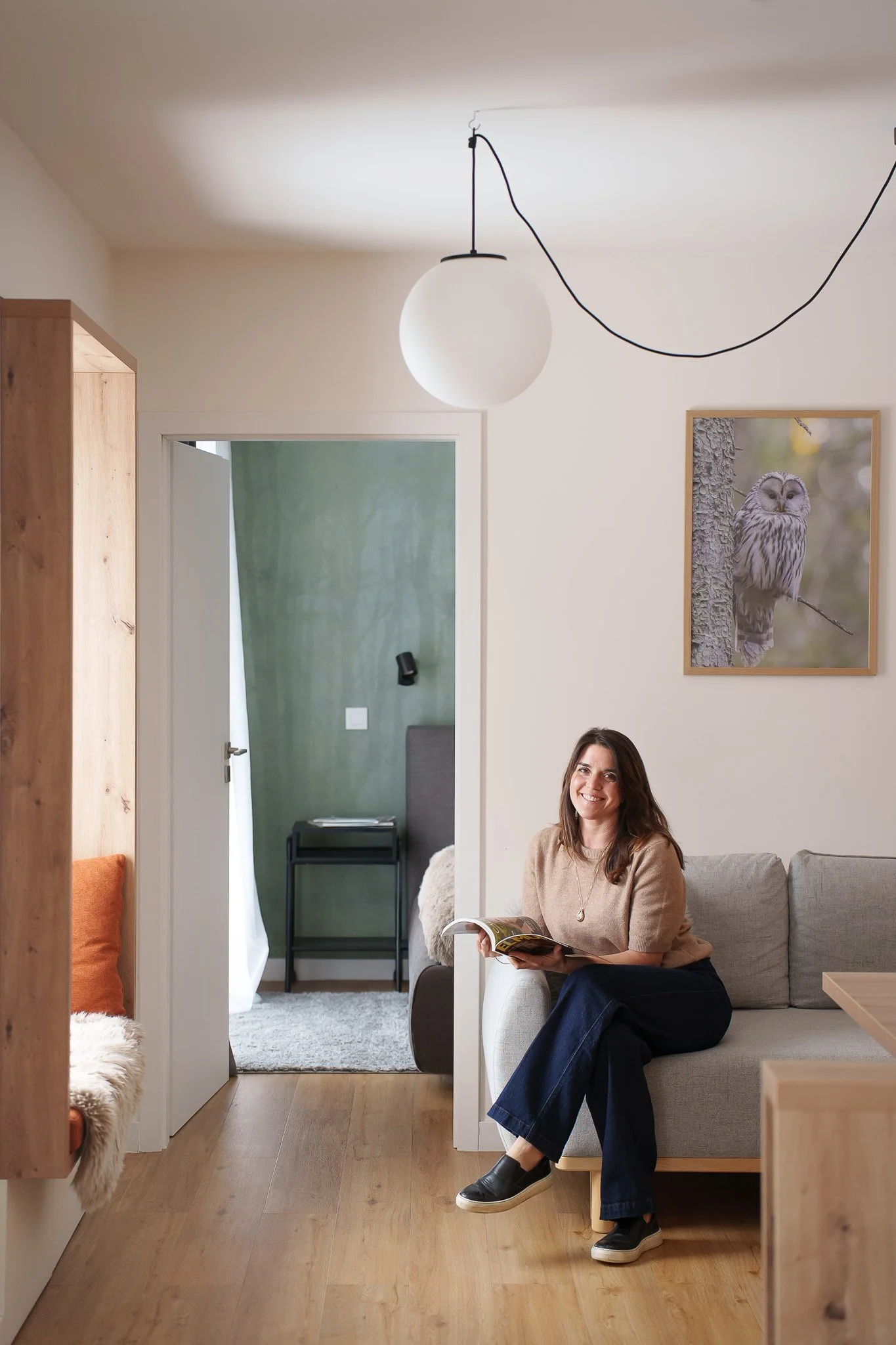 Interiérová designerka při brandovém focení na Šumavě