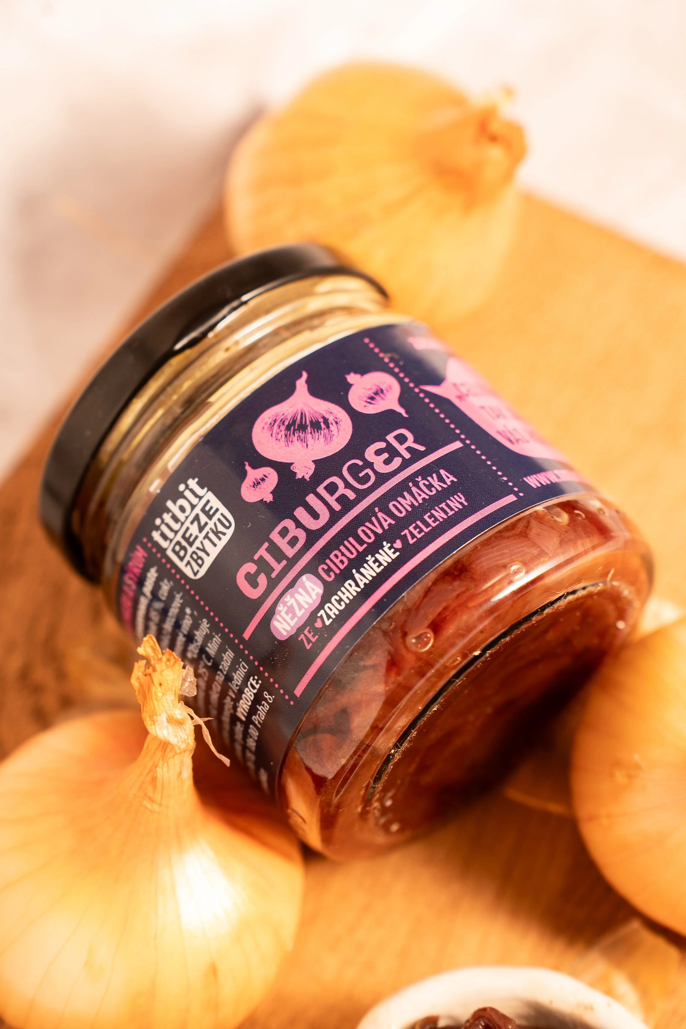 Produktová fotografie cibulová marmeláda