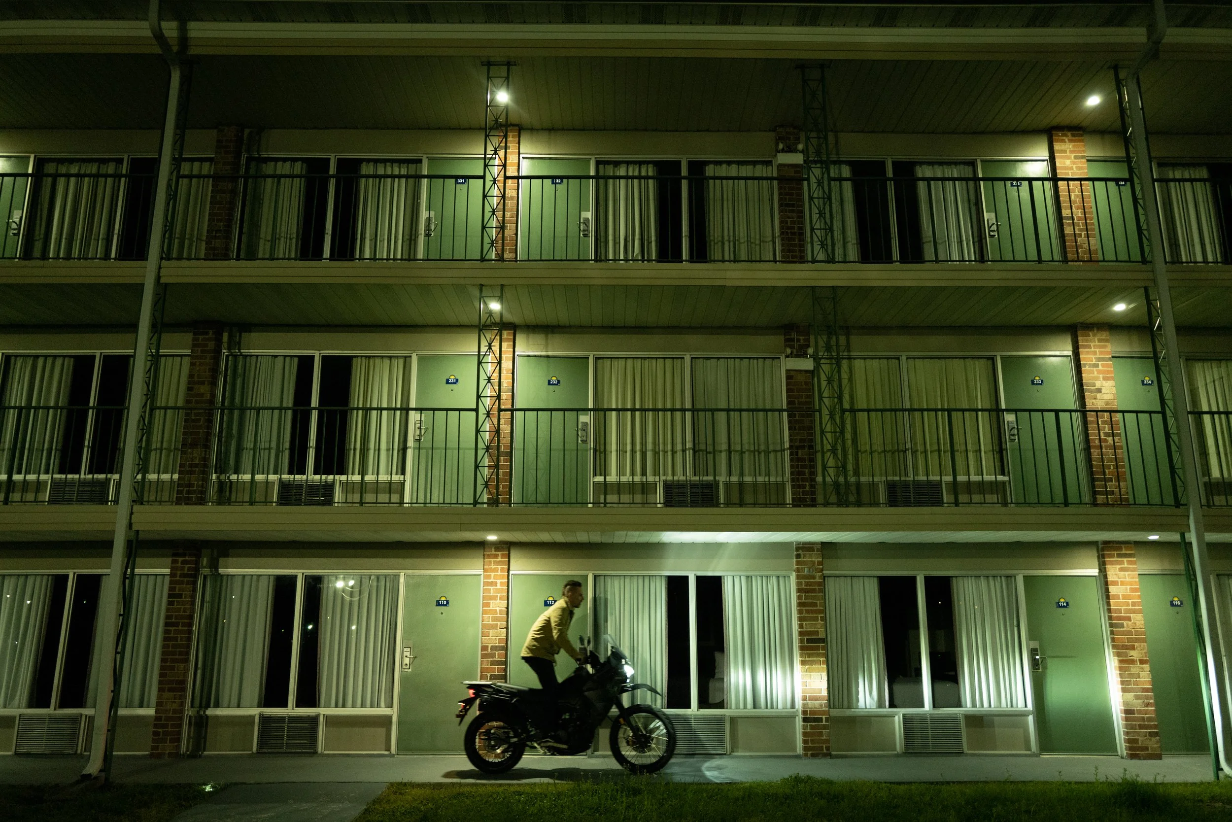 BOTE_Moto_D1_042245649.jpg