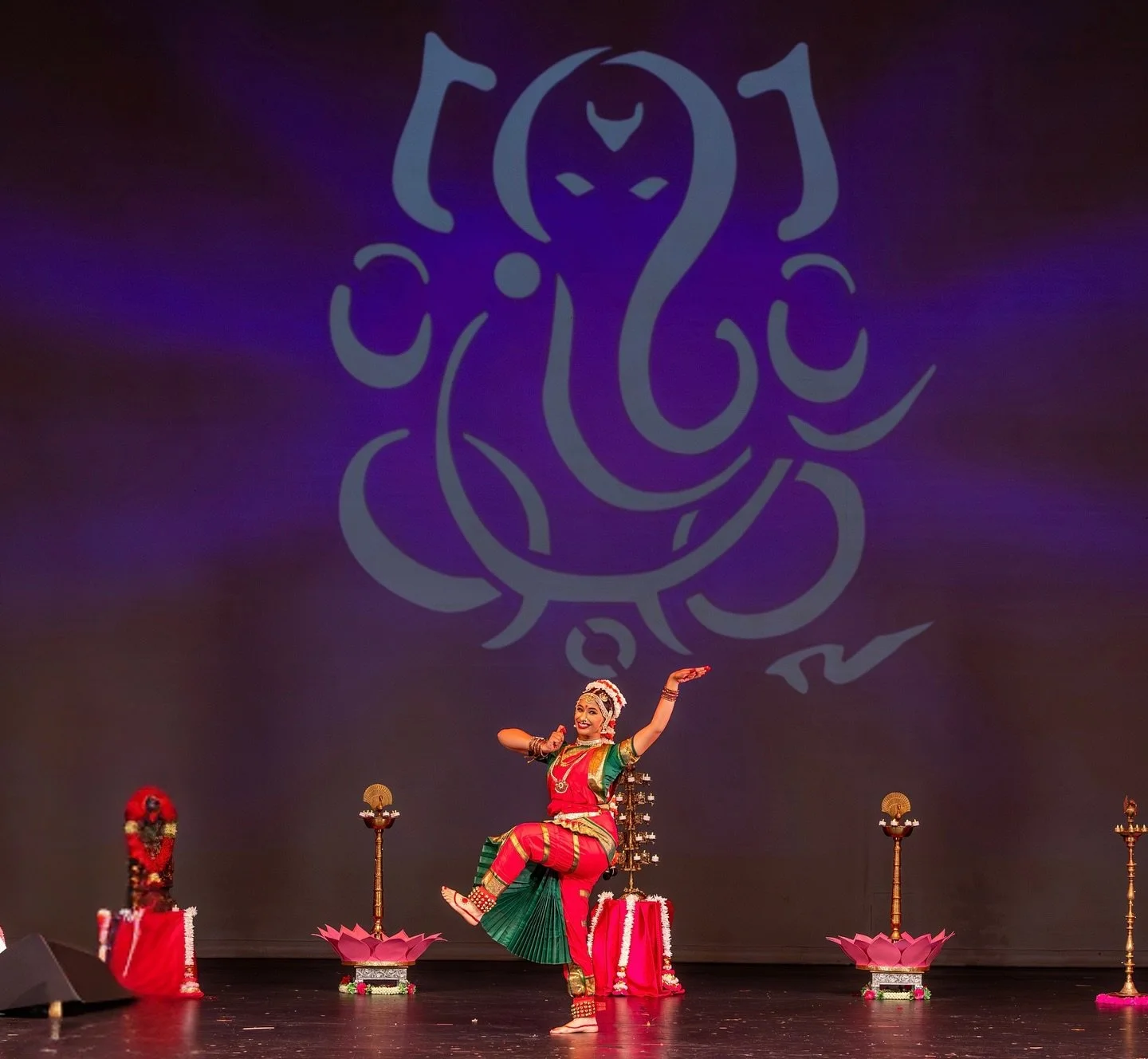 Lord Ganesha&rsquo;s blessings today and always. Happy Ganesh Chaturthi! 🙏🏽💐

#ganeshchaturthi2025 #happyganeshchaturthi #vinayakachavithi #arangetram #dance #lordganesh #ganeshstuti