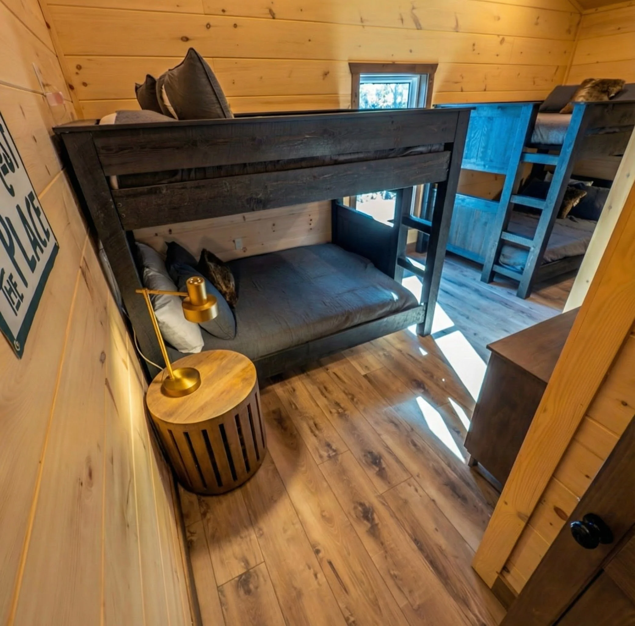 Bedroom #11 Sandy's Room