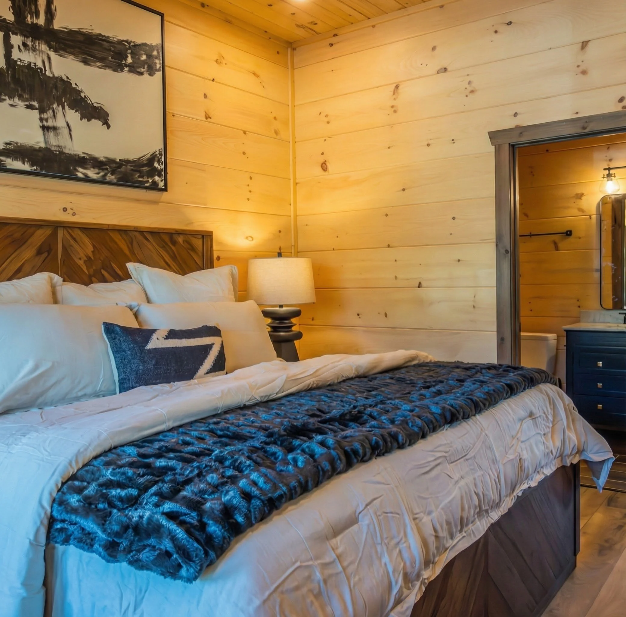 Bedroom #2  King Size Bed, w/Private En Suite Bathroom. Single Occupancy $3200 or Double Occupancy $5800  King Size Bed, w/Private En Suite Bathroom. ($1000 Deposit Due Today)