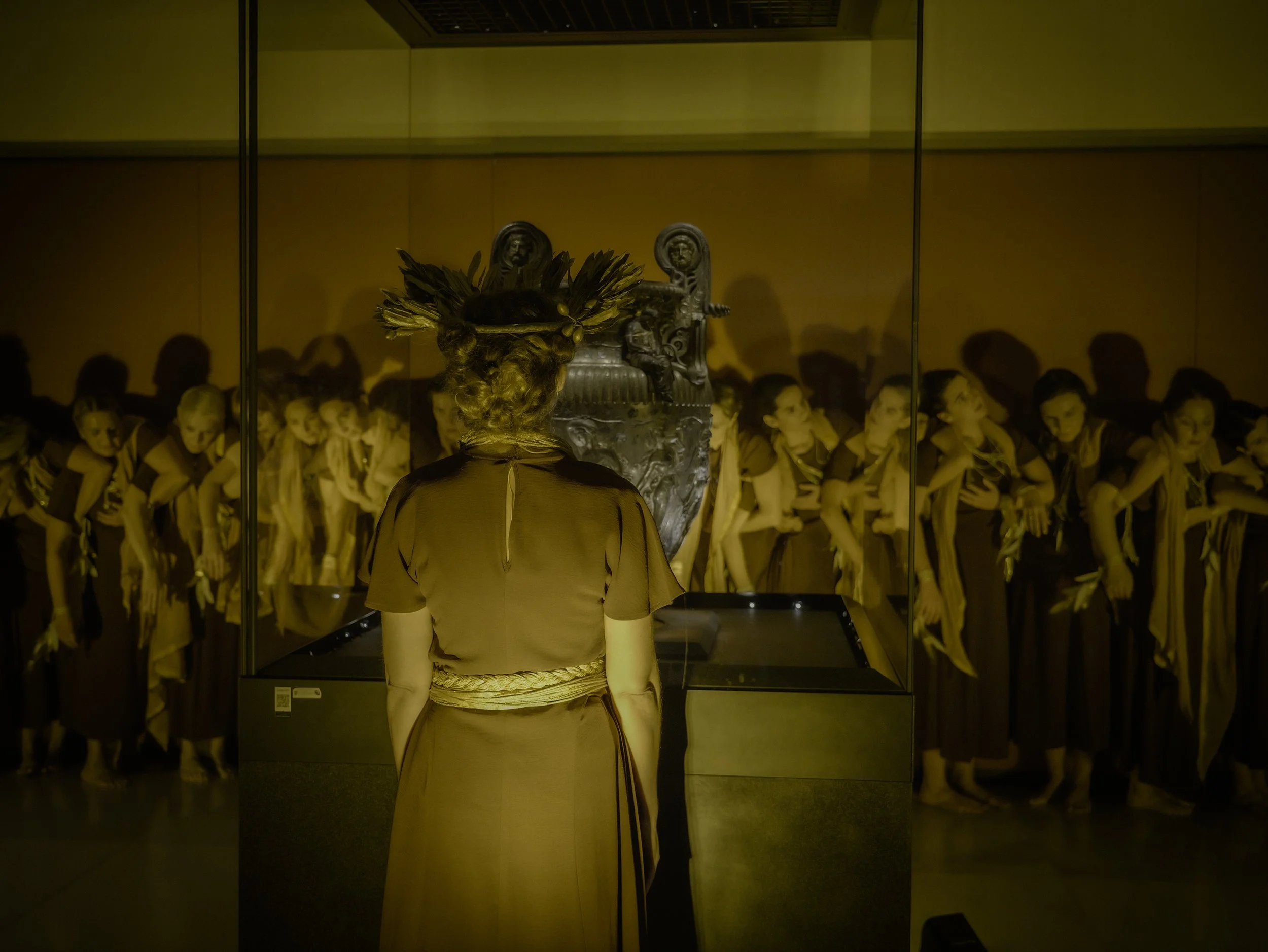 Queen Thessaloniki As A Shadow As A Dream photos Machine Motion PicturesPhoto #58.jpg