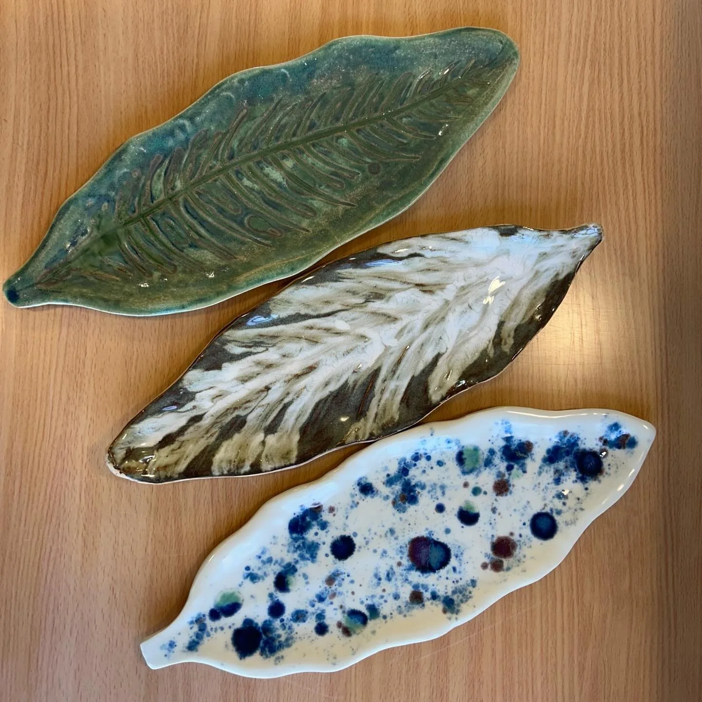 Leaf platters! 🌈🍃🍂&hearts;️