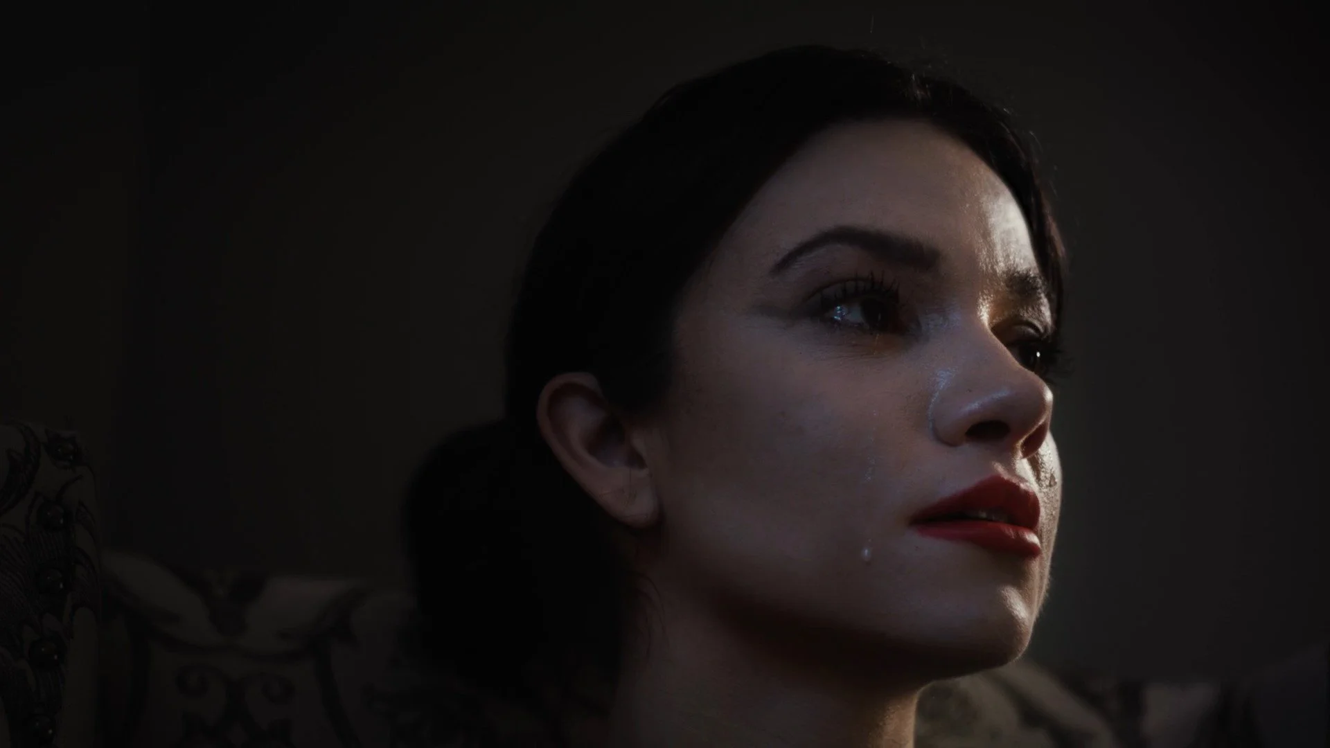 Lauren LaVera in BARELY RECOGNIZABLE