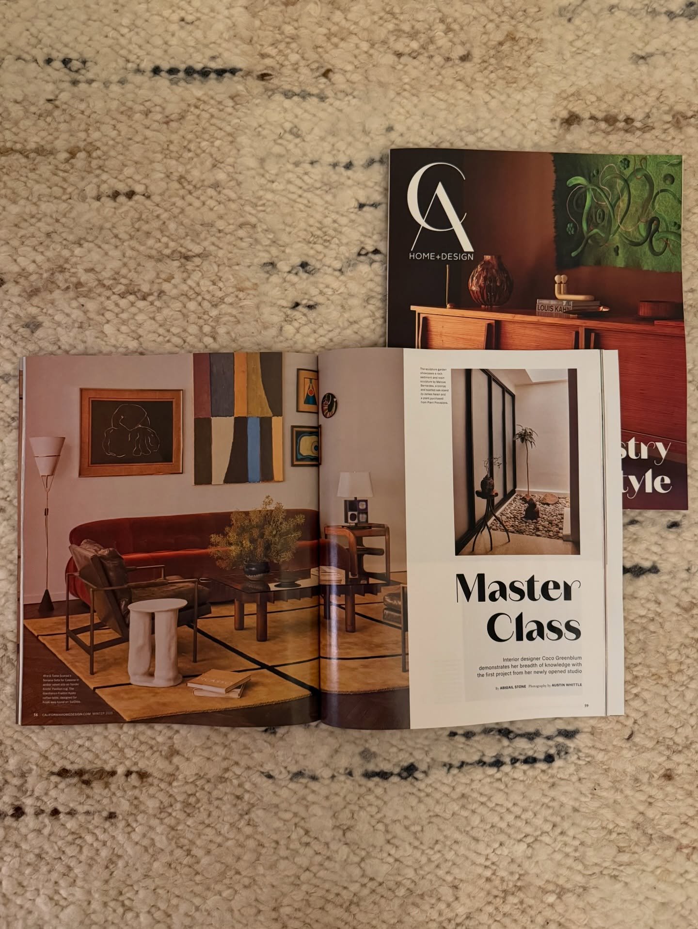 first time ever seeing my name in print. forever shooketh. 

endlessly grateful to @cahomeanddesign @thelindseyshook for featuring our studio&rsquo;s first large scale commission, @brandidentitypr for being my biggest cheerleader, @tinamichellephoto 