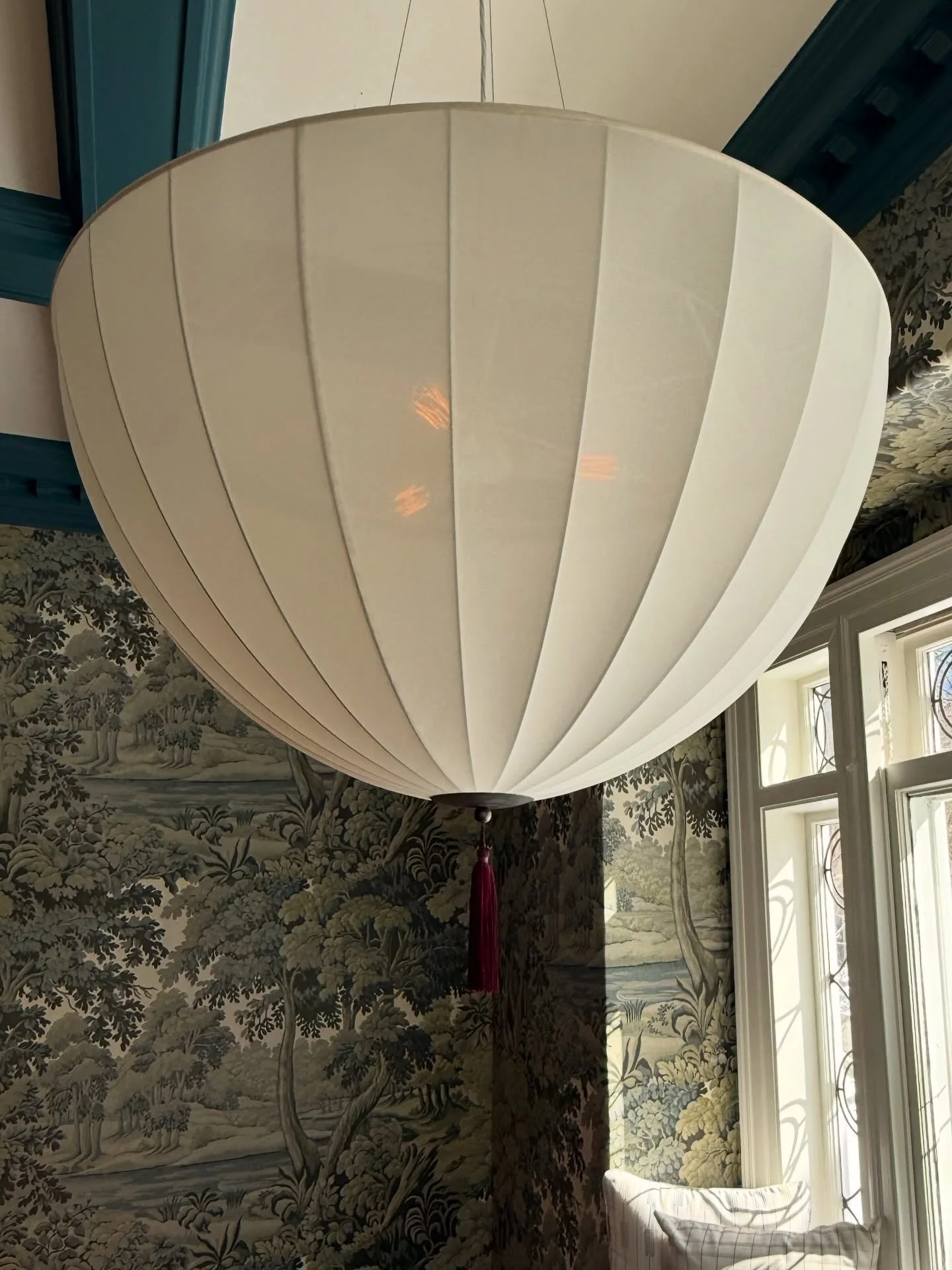 a Josef Hoffmann moment in our Boston project with a @houseofhackney backdrop ✨