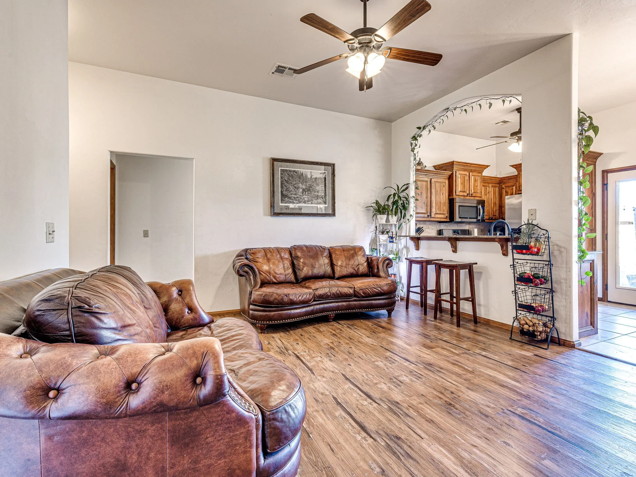 18-web-or-mls-10701 SW 31st Ct-18.jpg