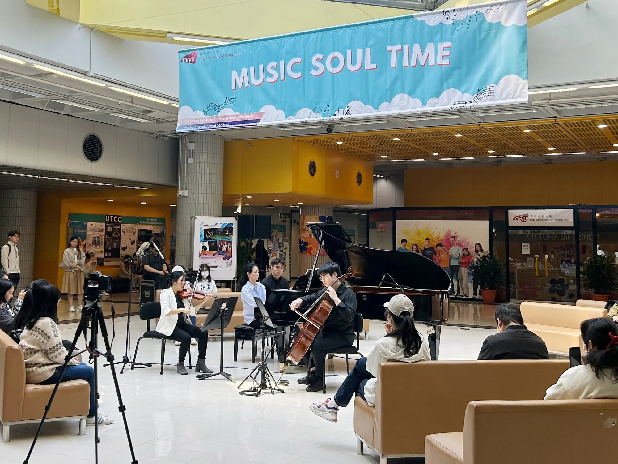 Lunchtime Piano Duo Recital with Carmen Ching