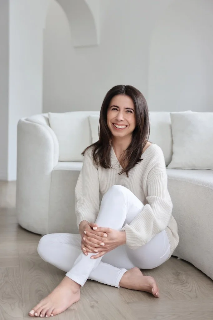 Montreal life coach photoshoot, Professional headshots Montreal, Lifestyle photography Montreal, Personal branding photos Montreal, Entrepreneur headshots Montreal, Business portraits Montreal Canada, Lifestyle content photography Montreal, Creative