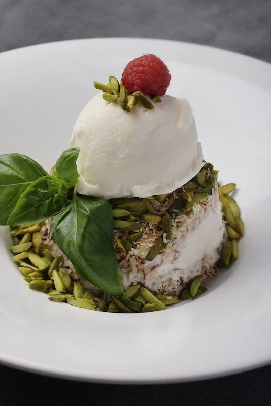 AntikaLounge0104 1.JPG