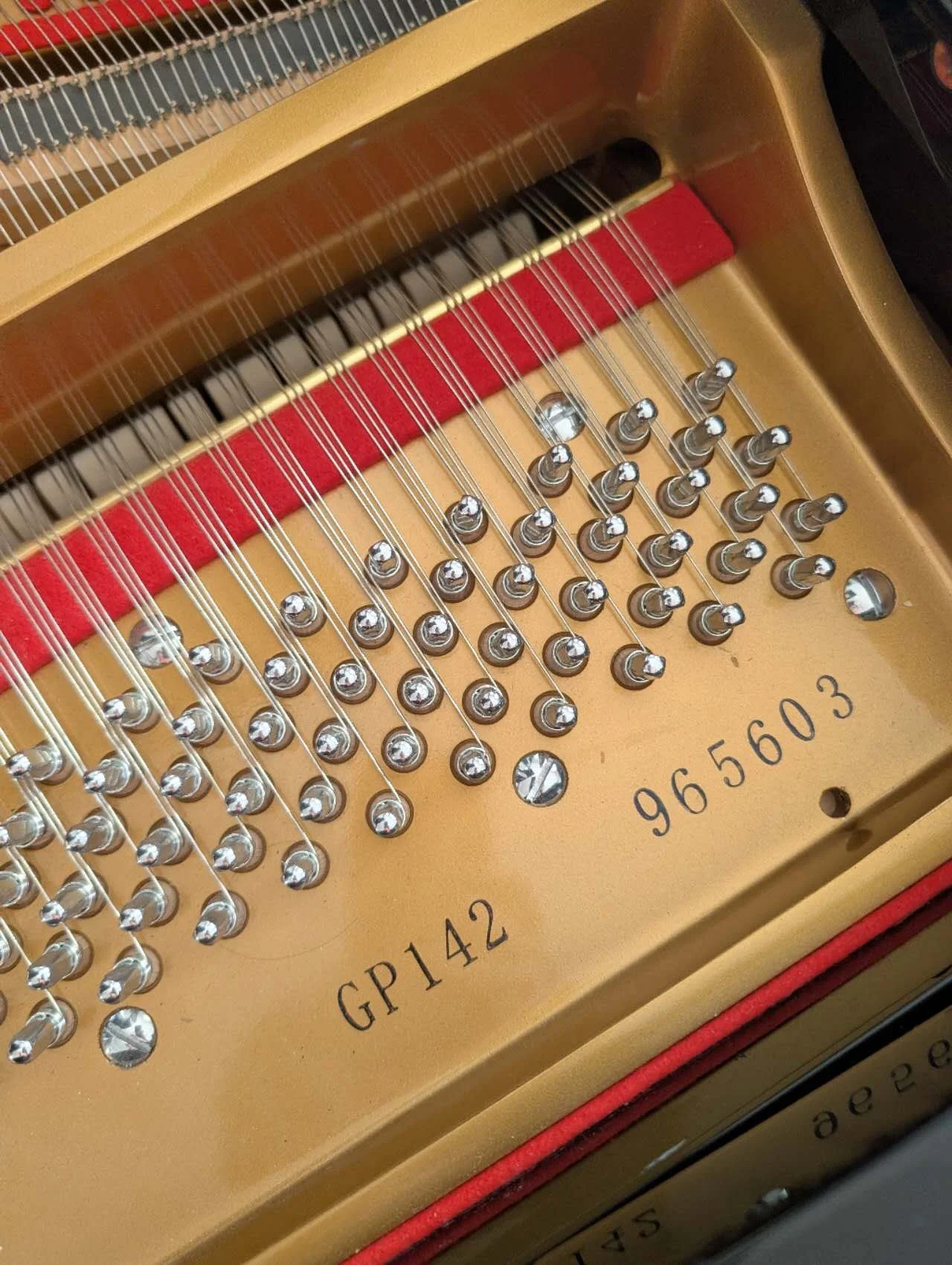 Pearl River GP142 grand piano serial number and iron plate detail