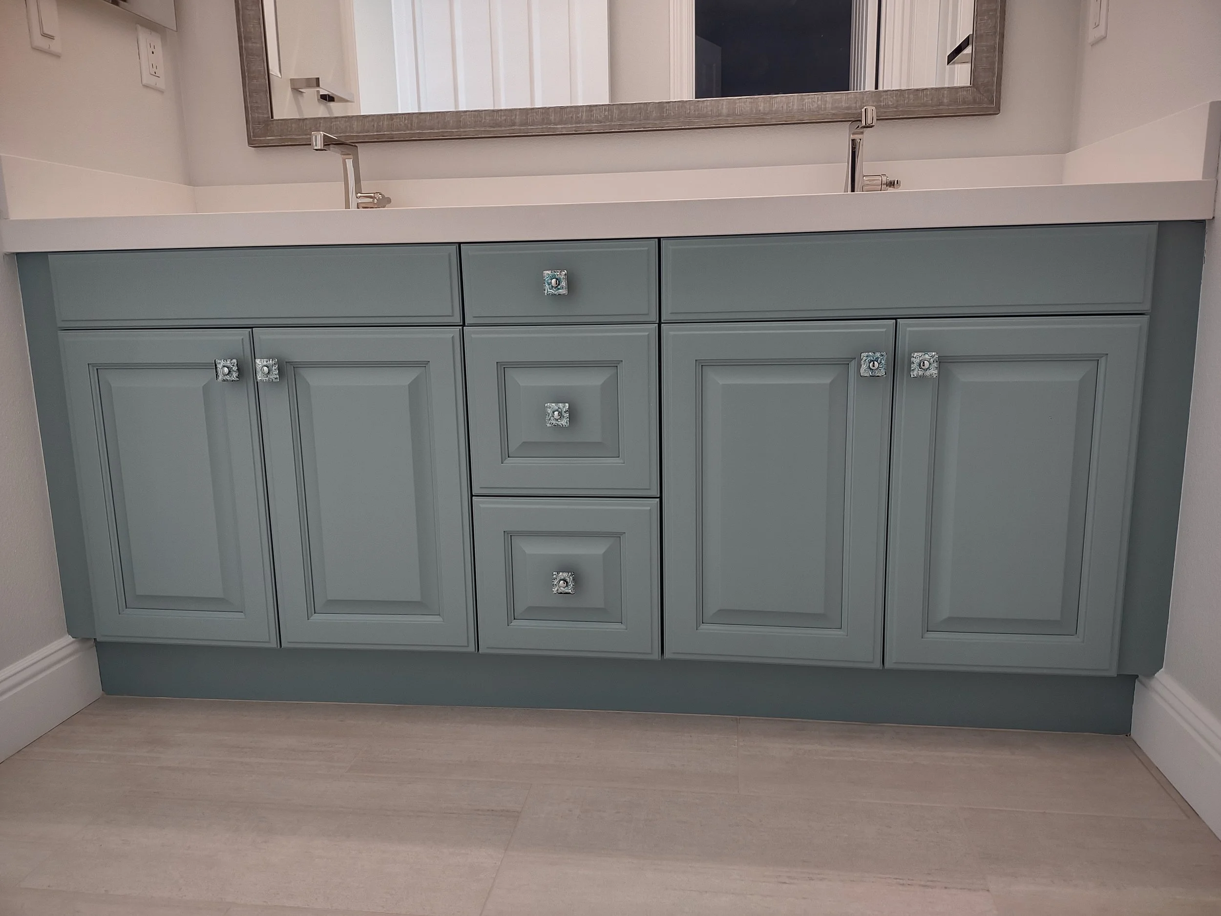 Bathroom Cabinetry Spray Finish Closeup in Encinitas After.jpg