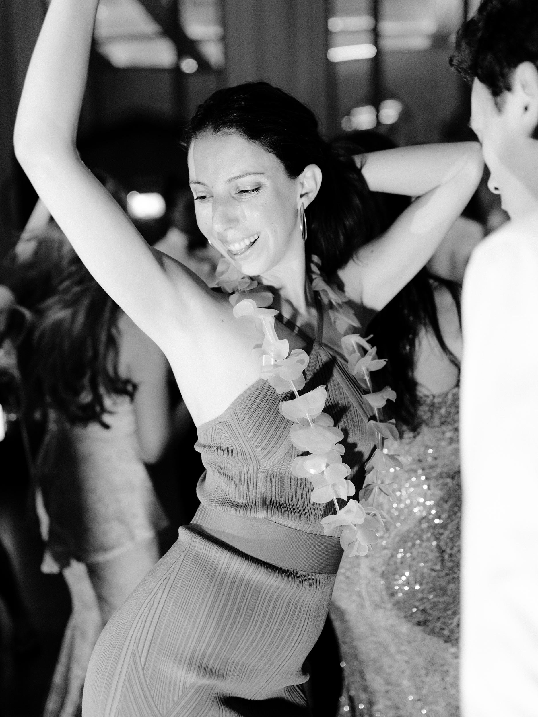 Reception-Dinner-and-Dancing-ar-Dromoland-Castle-Wedding-28.jpg
