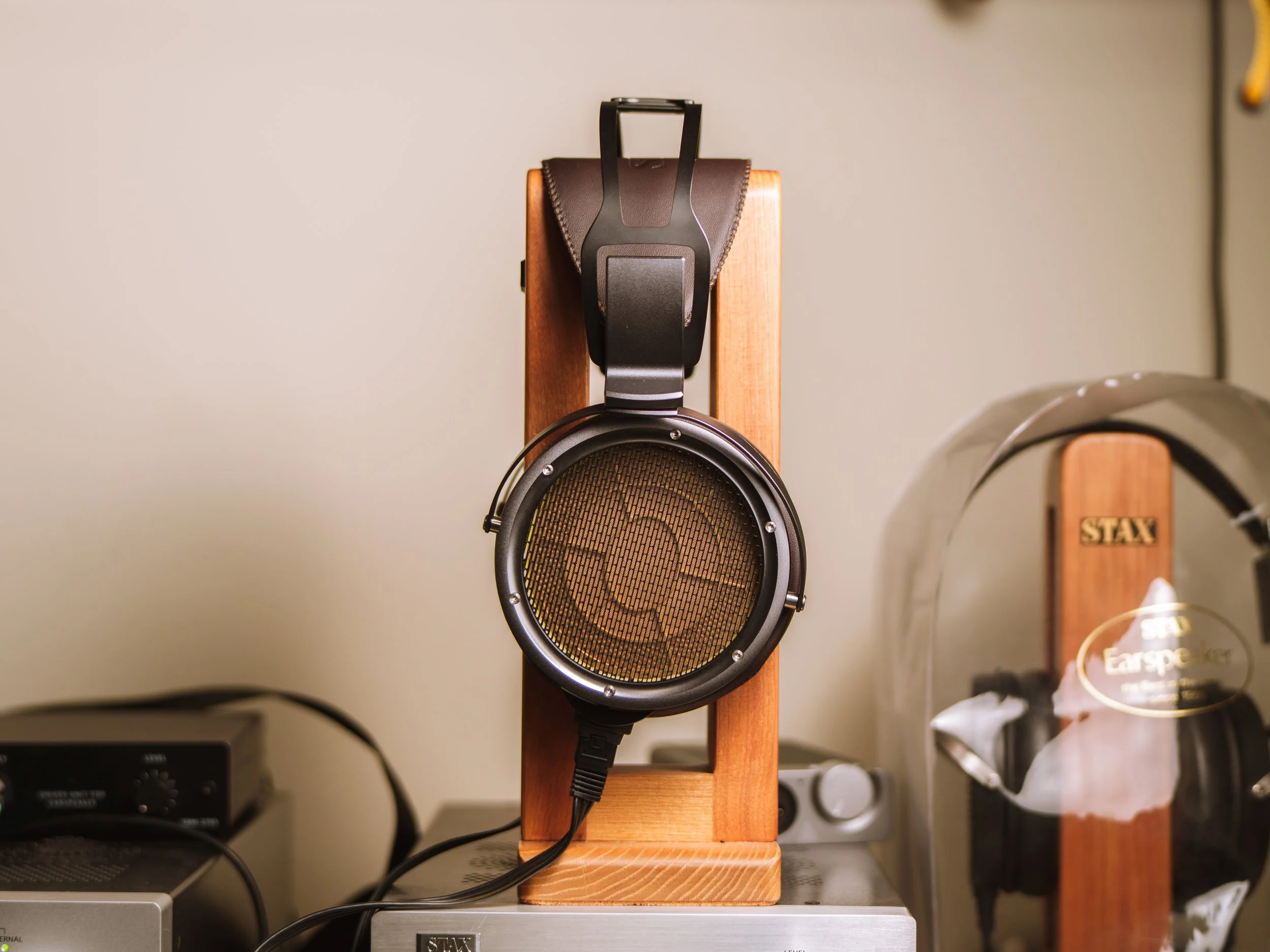 Headphones and other audio stuff