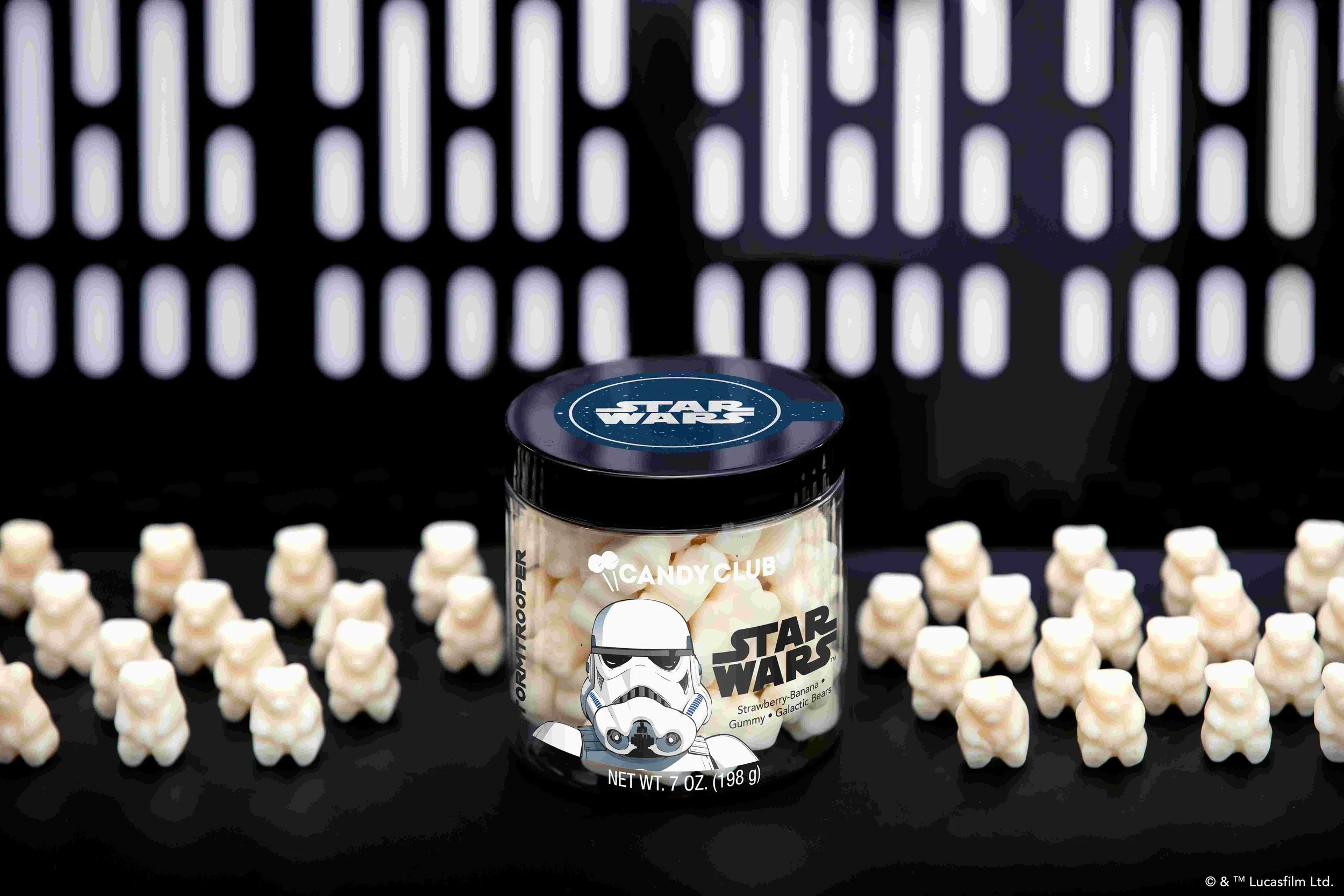 Stormtrooper_Army_3_Lifestyle.jpeg