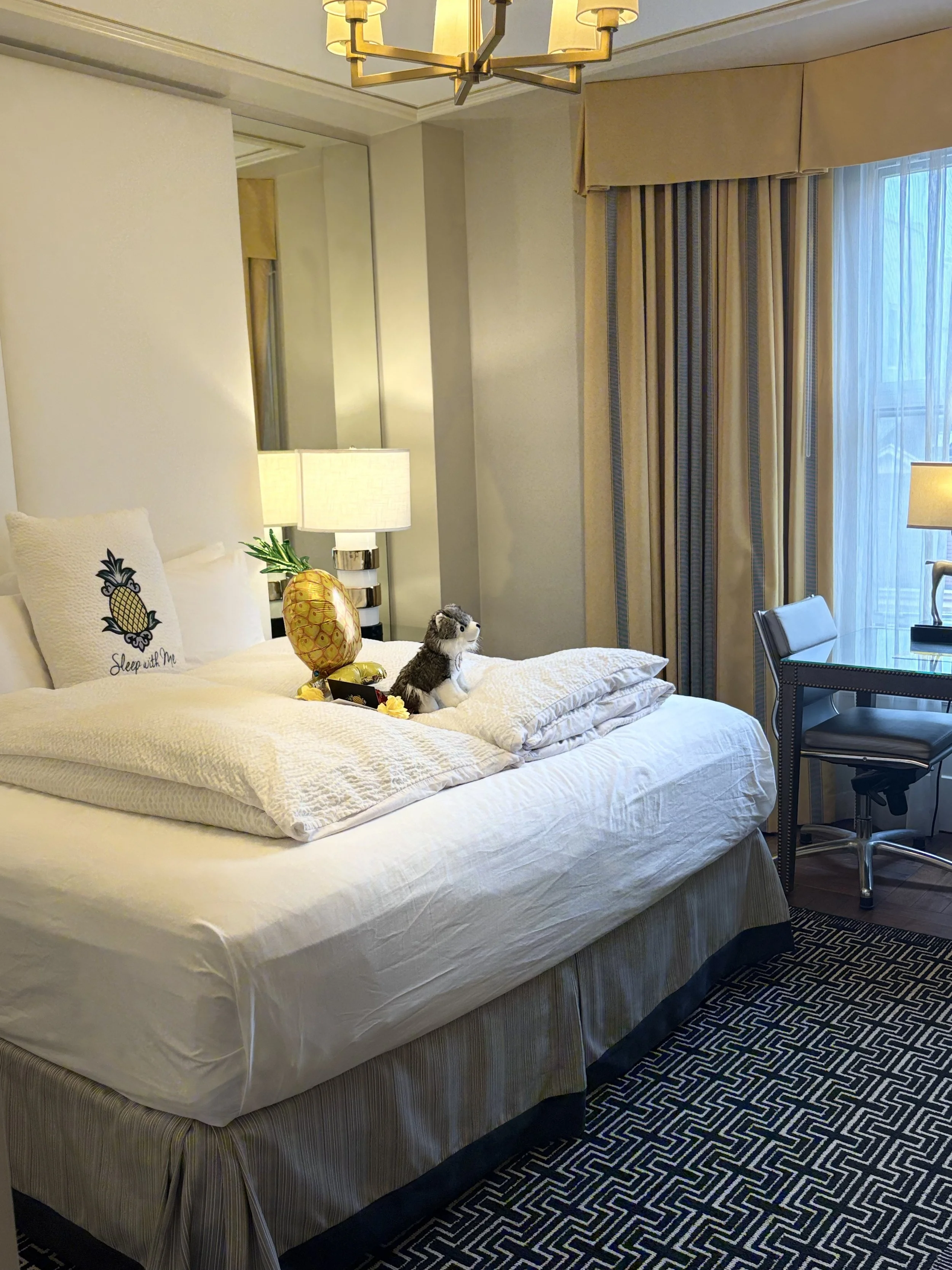 The Staypineapple: Sweet Comfort &amp; Stylish Vibes in San Francisco