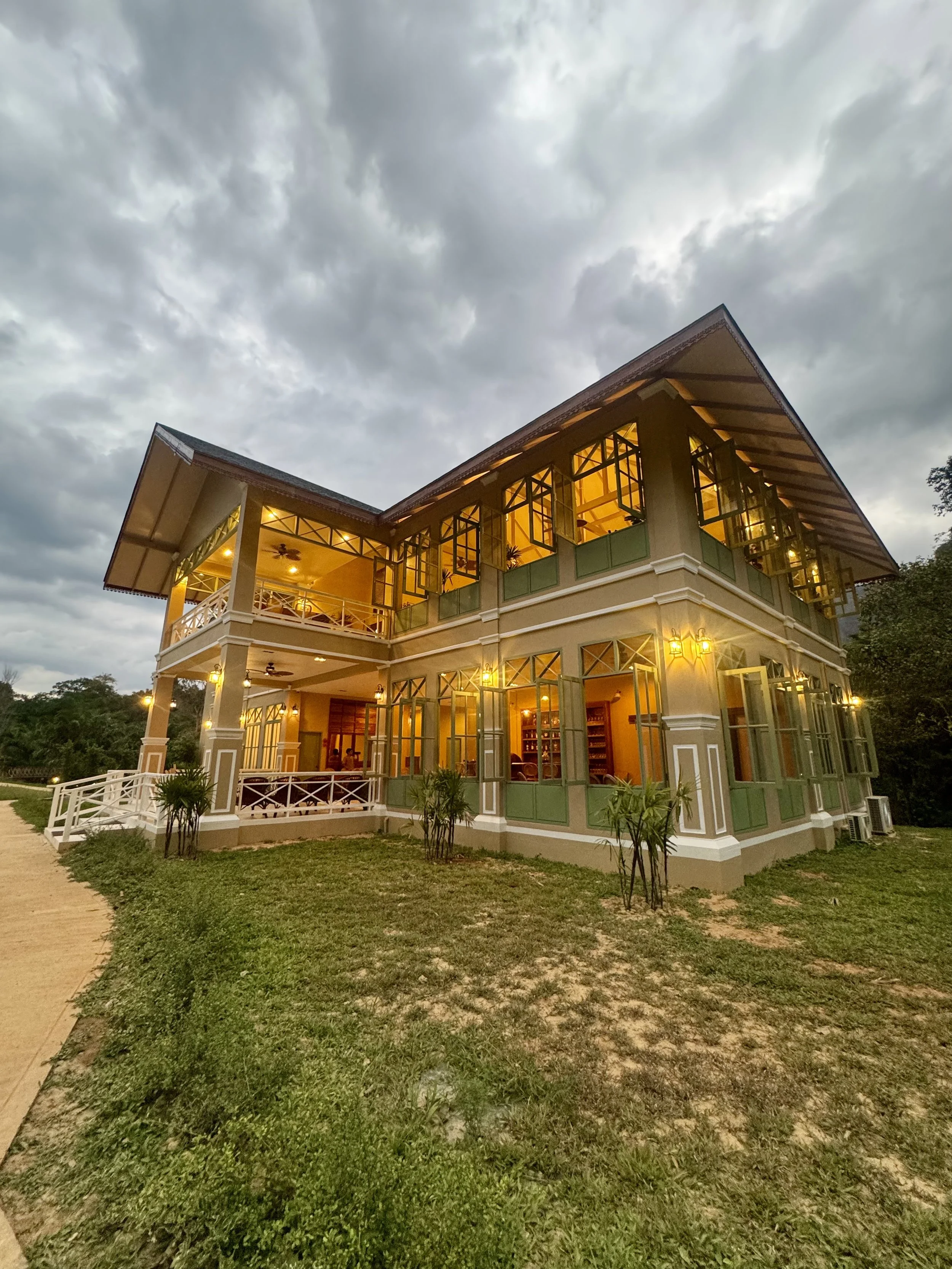 Finding Stillness at Lost Horizon Khao Sok