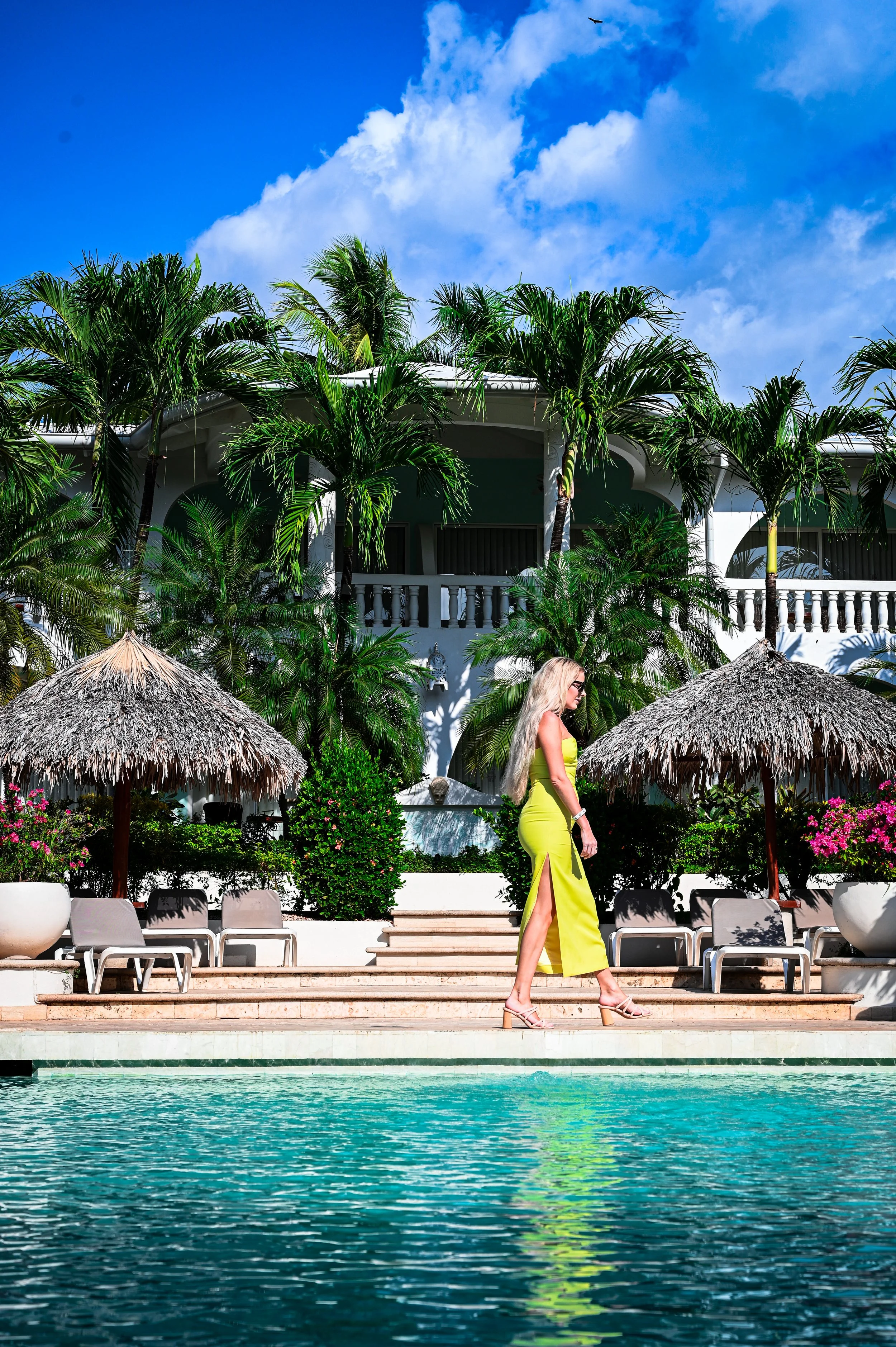 Tamarindo Diria Beach Resort : The Beachfront Hotel That Puts the Best of Tamarindo on Your Doorstep