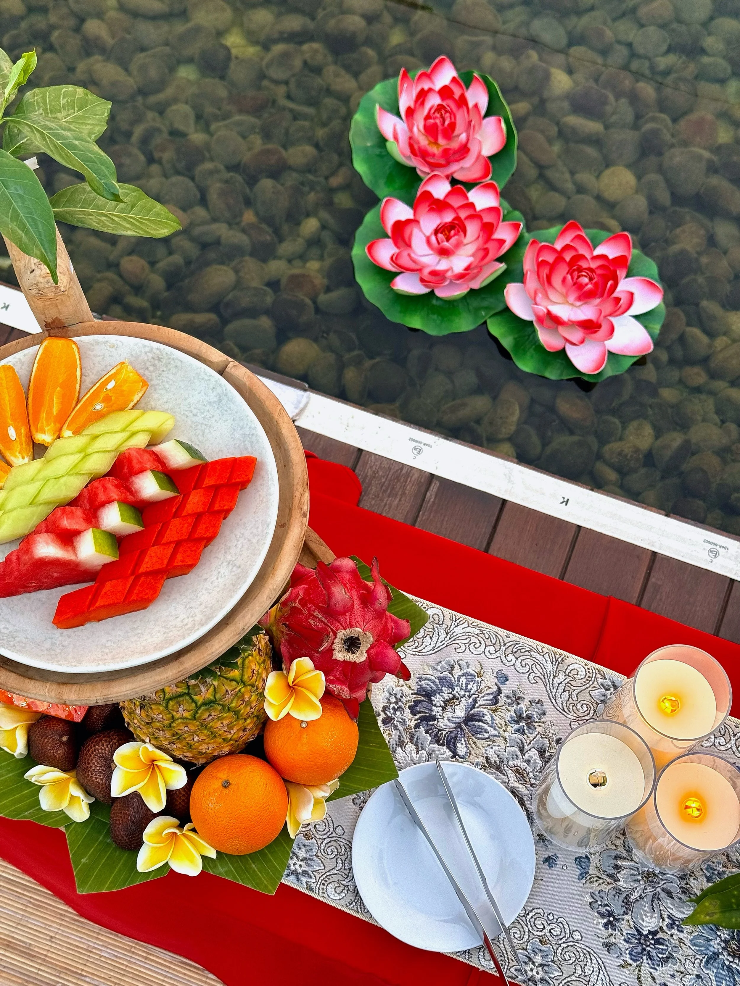Days at @hotelletemple dissolve into pure magic, starting with floating breakfast as the morning mist clears around Borobudur. Later, a picnic at sunset paints the sky in gold, leading into a relaxing evening where time stands still in the quiet pool