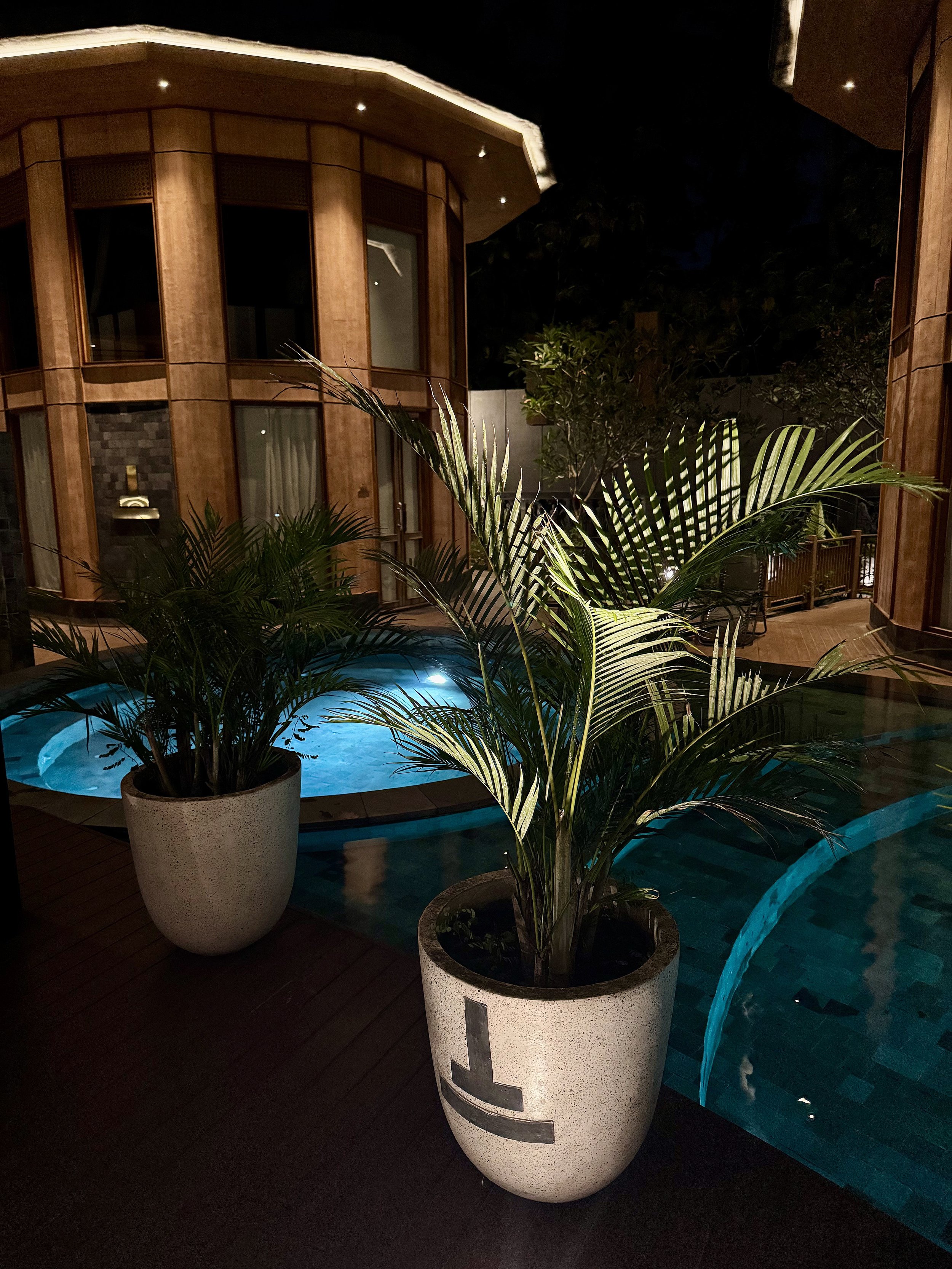 Le Temple Borobudur : A Private Villa Retreat Just Steps From Java's Most Extraordinary Temple  