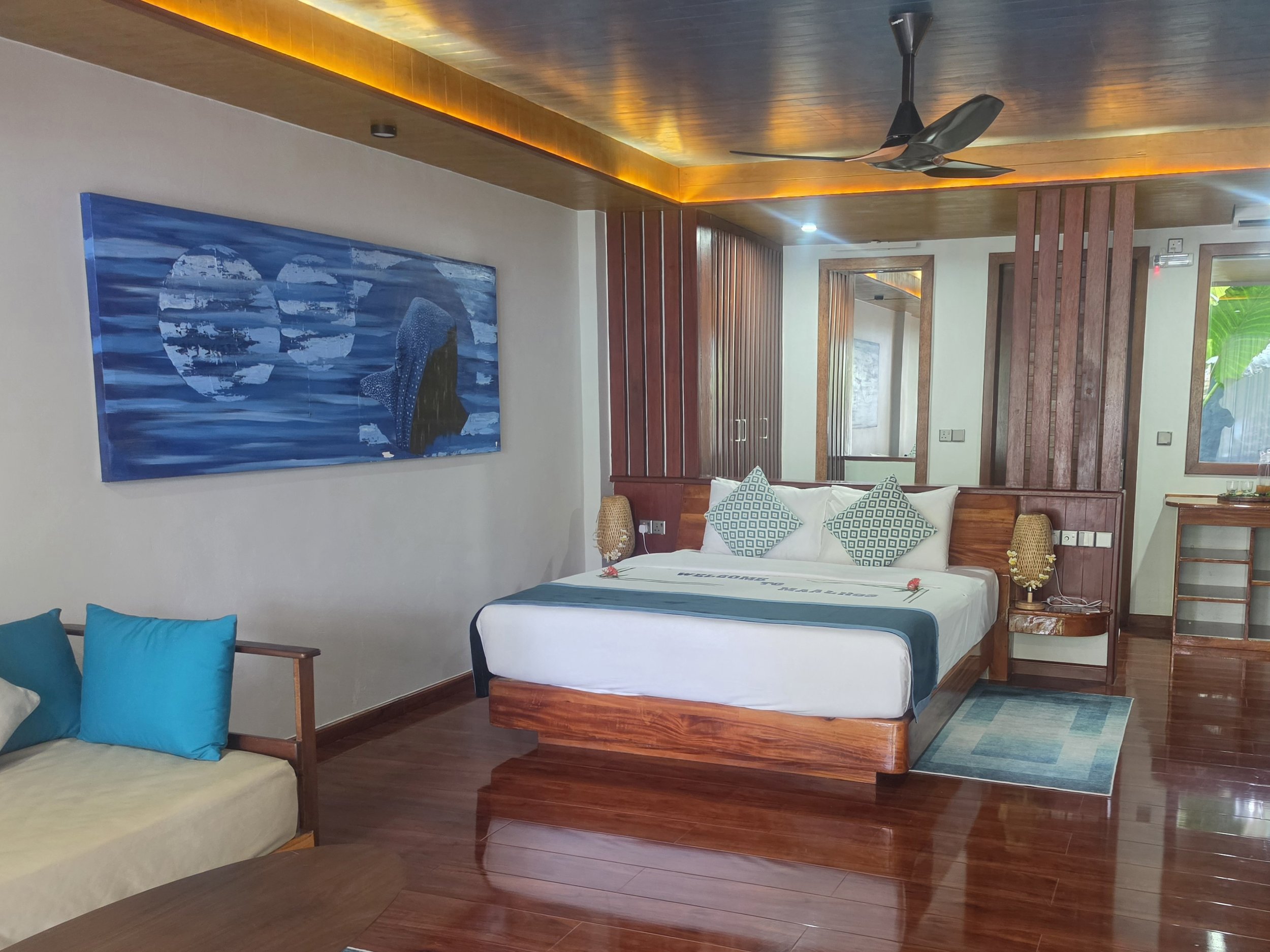 ILR bedroom 2.jpg