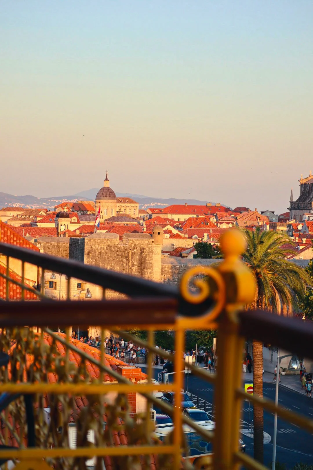 Balcony view Sunset_Hilton Imperial Dubrovnik.JPG
