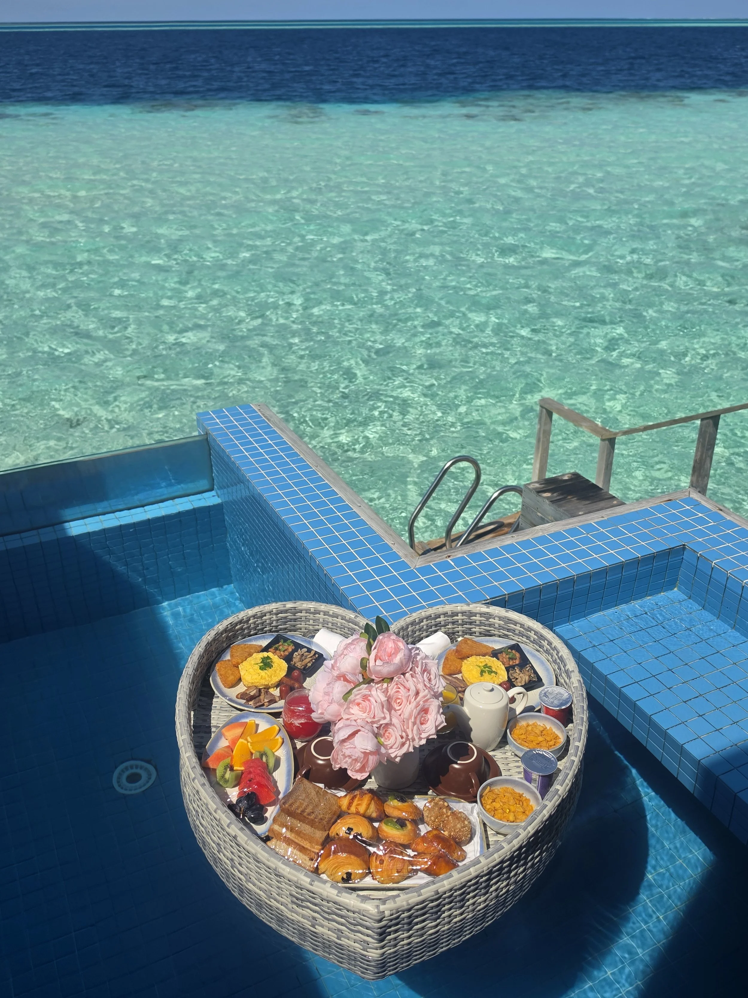 floatingbreakfast 2.jpg