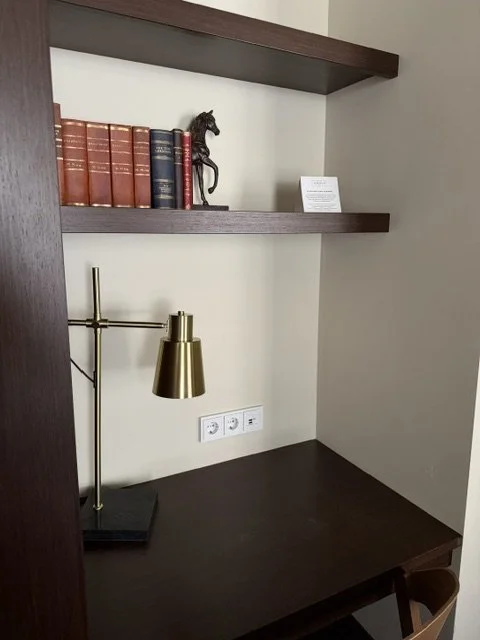 Desk .jpeg