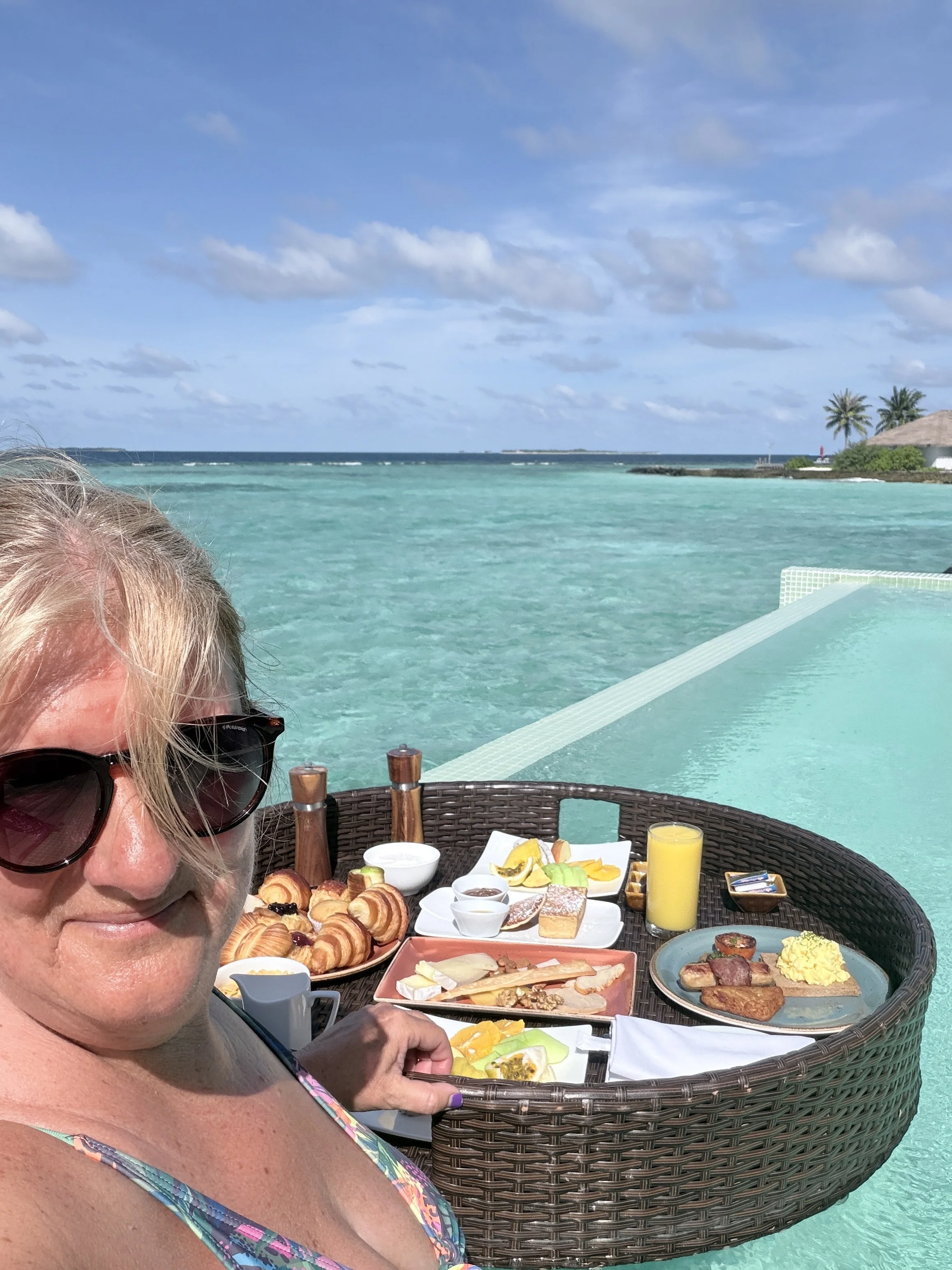 floatingbreakfast3.JPG