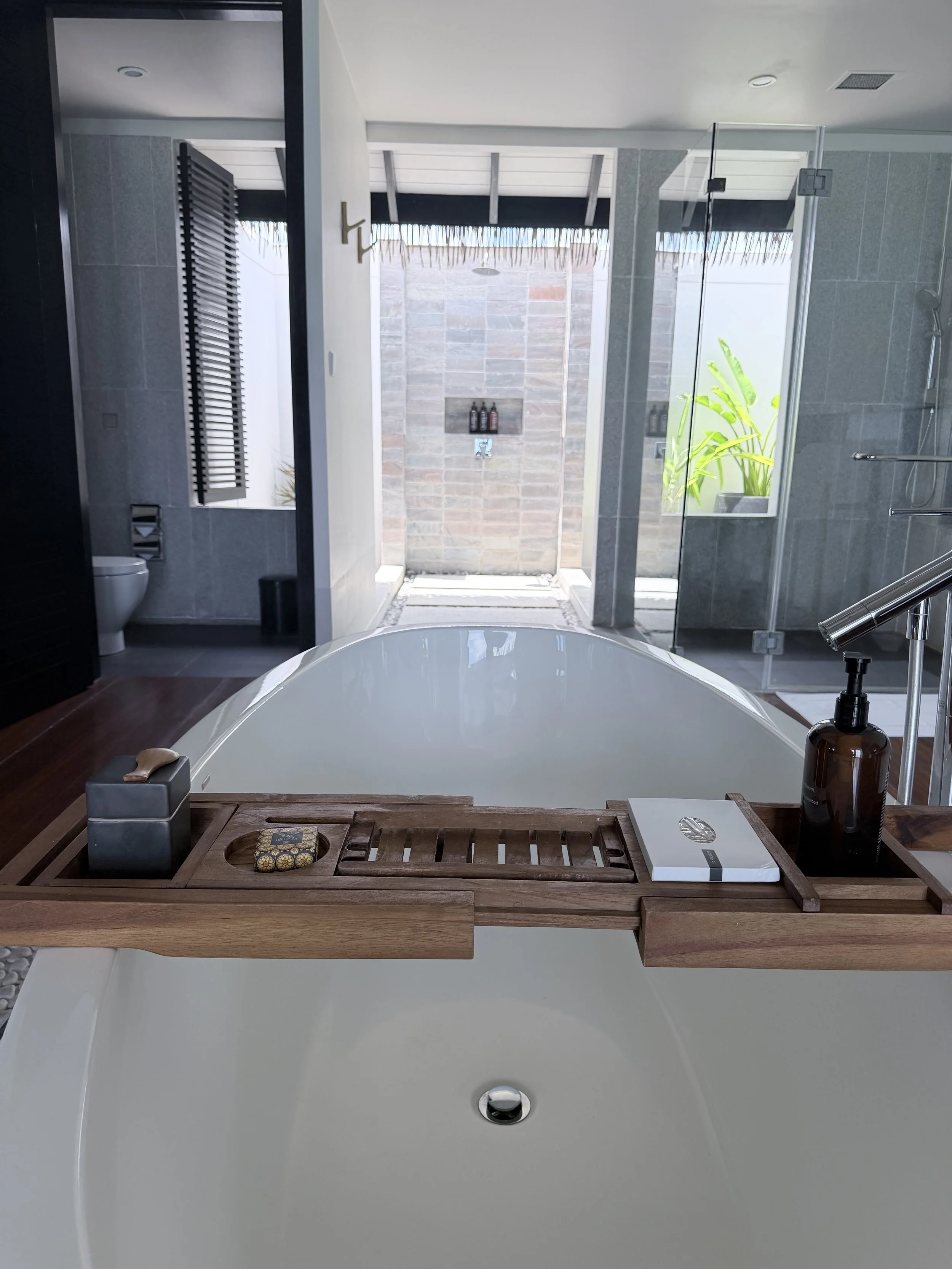 bath3.JPG