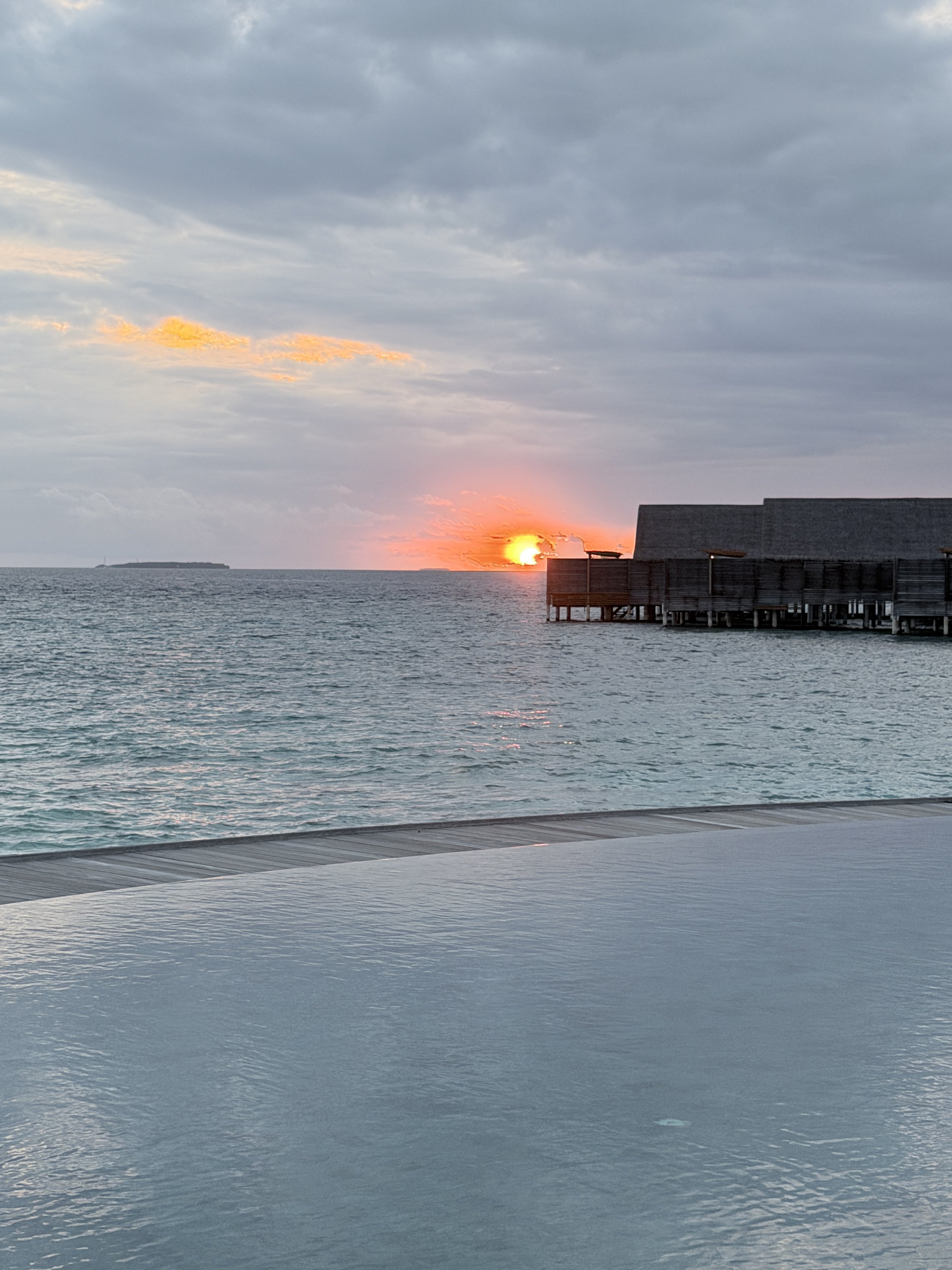 SUNSET2.JPG