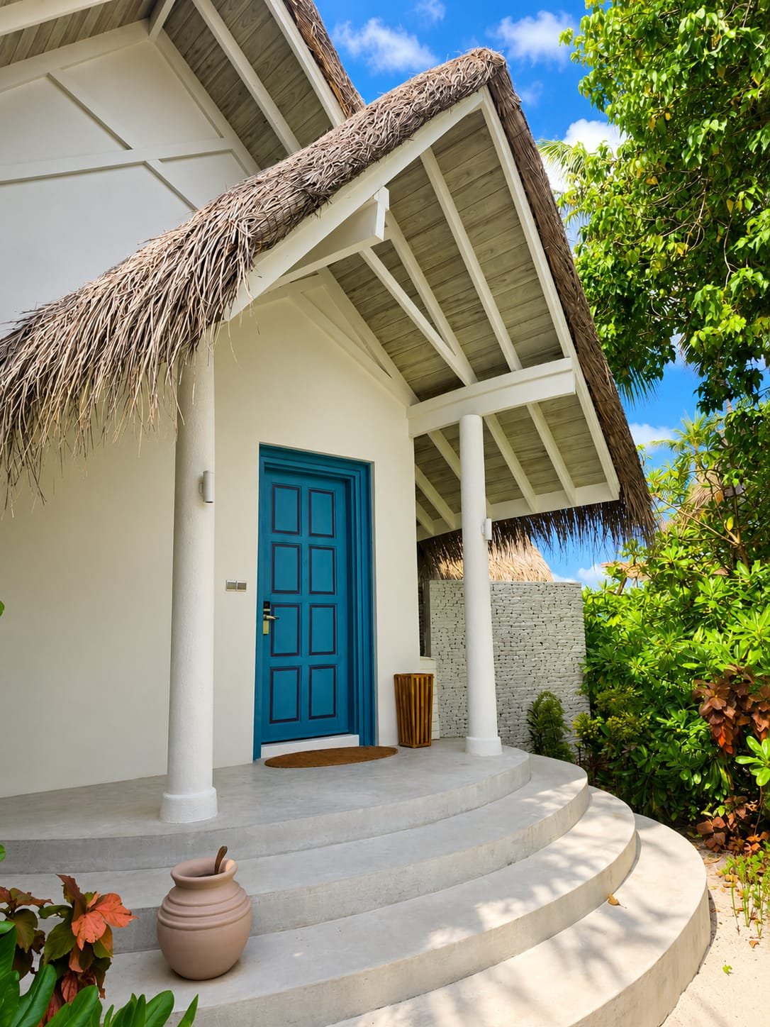 BEACHVILLA2.JPG