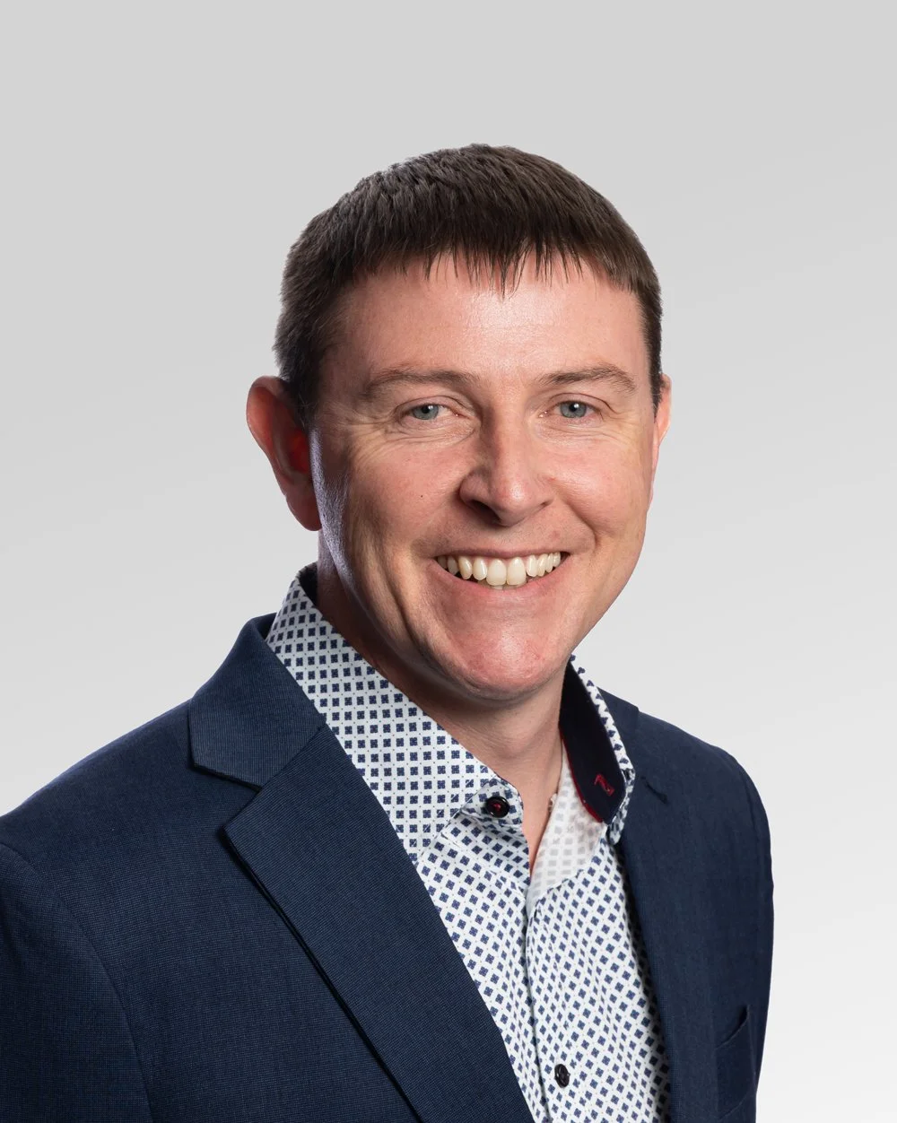 Headshot of Structured's Director, Niall O'Neill of Wanaka, New Zealand