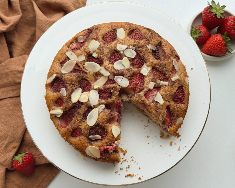 Brown Butter Strawberry Cake