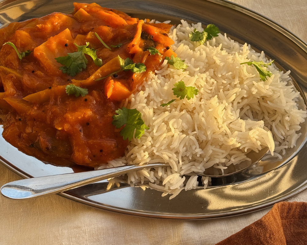 Raw mango curry and rice.png