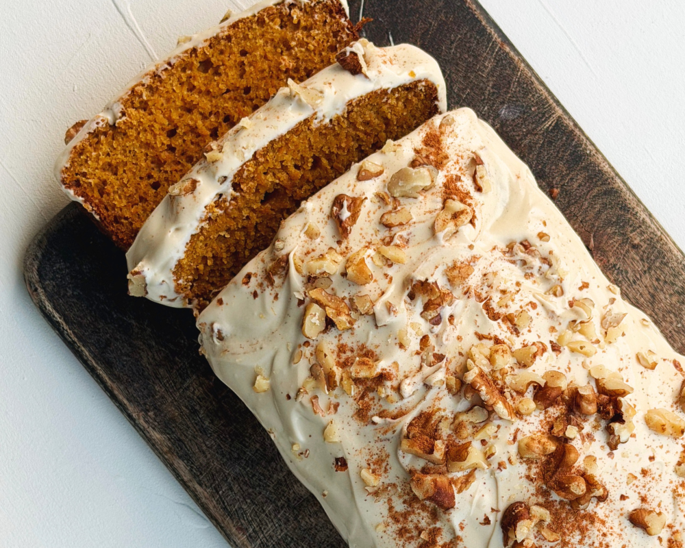 Carrot cake loaf sliced.png
