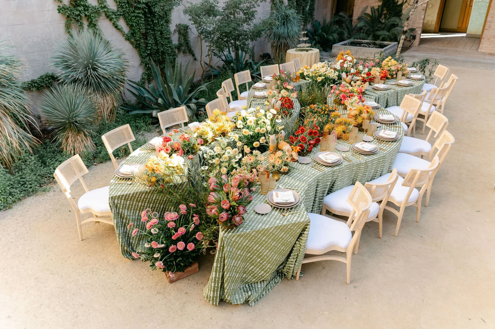EmilyBriannePhotographyTable-19.jpg