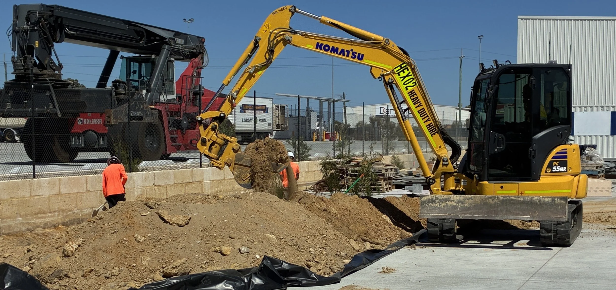 5t Komatsu Excavator at work