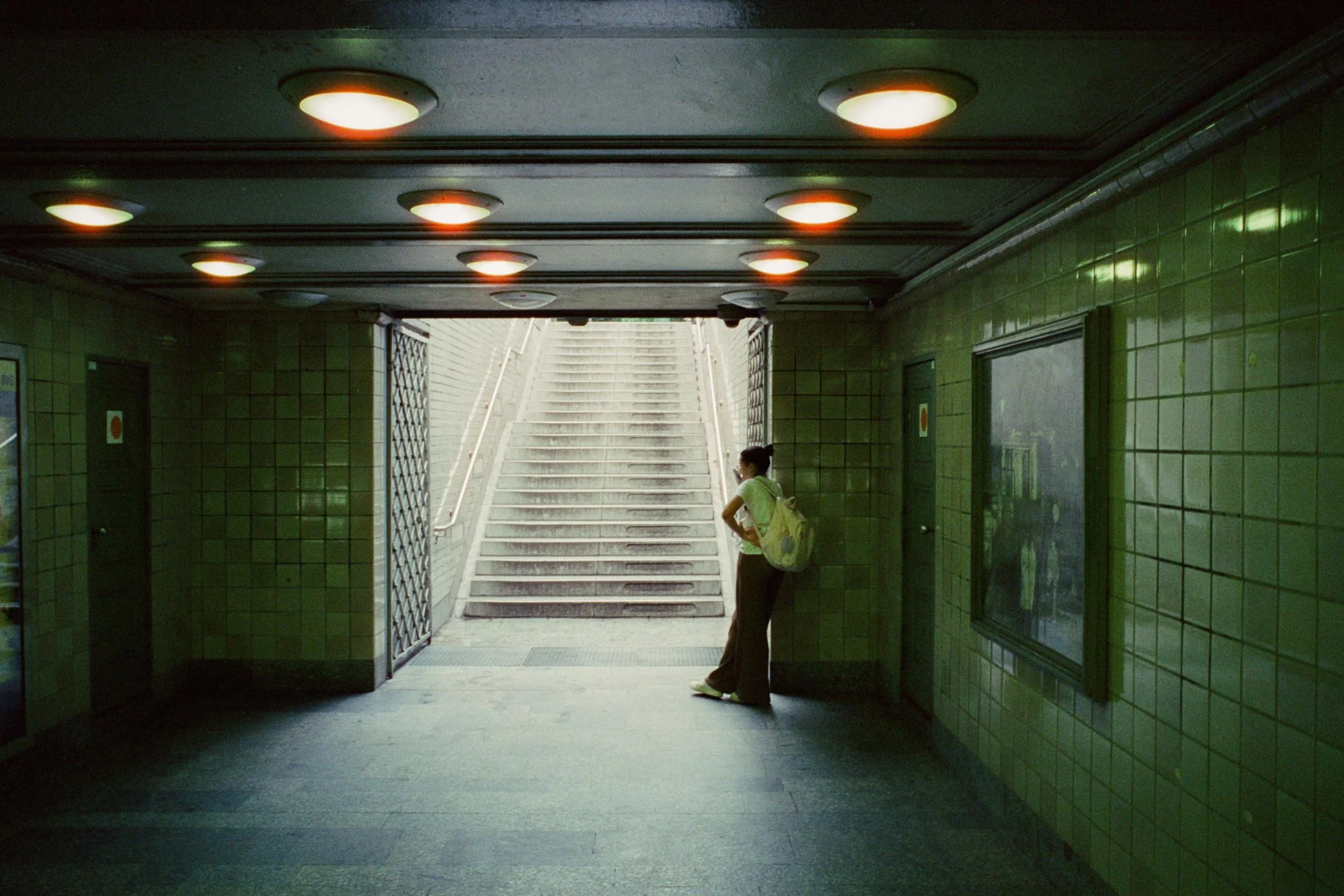000077590033-3_1.jpg
